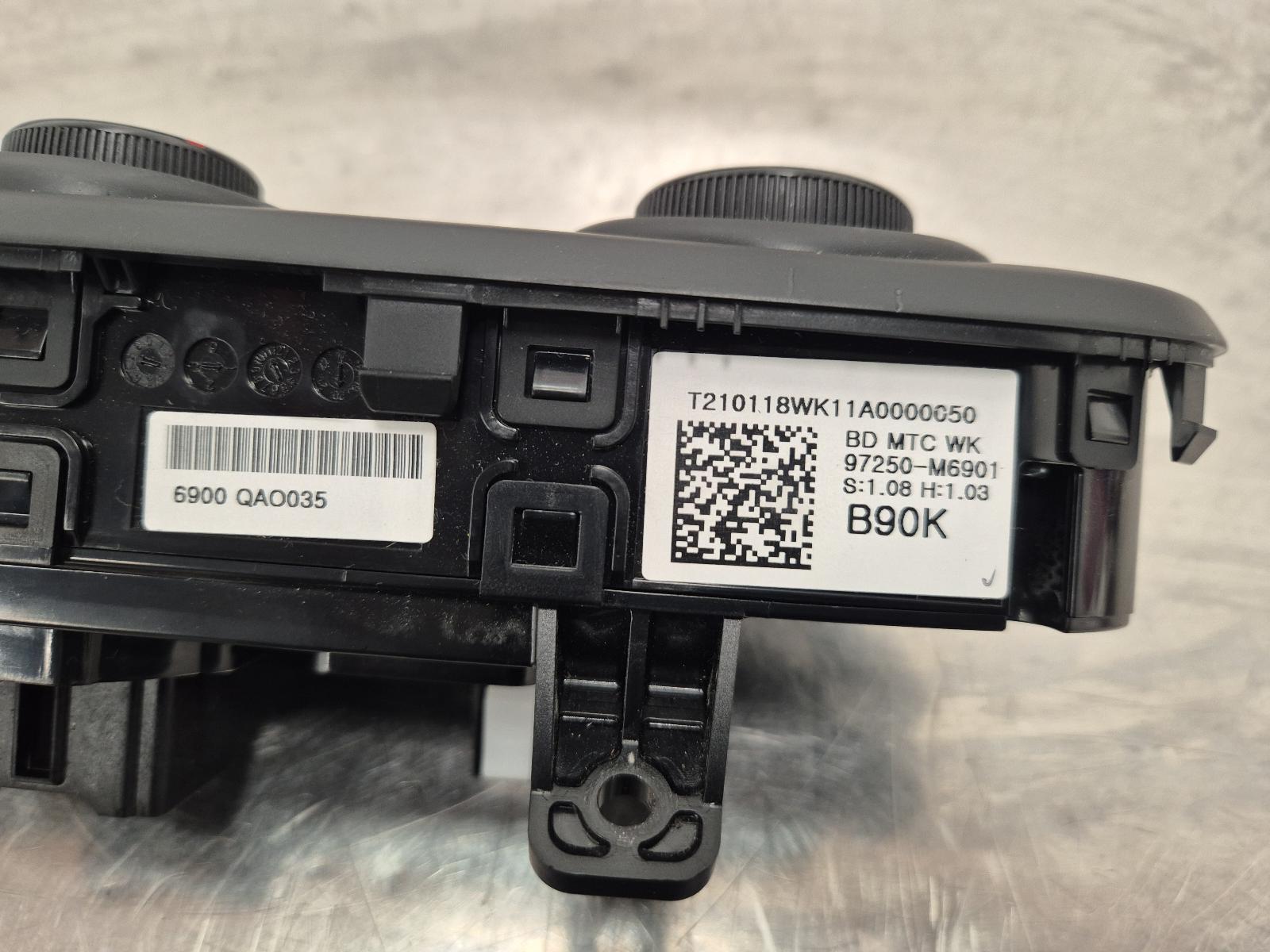 View Auto part Heater/Ac Controls Kia Cerato 2020