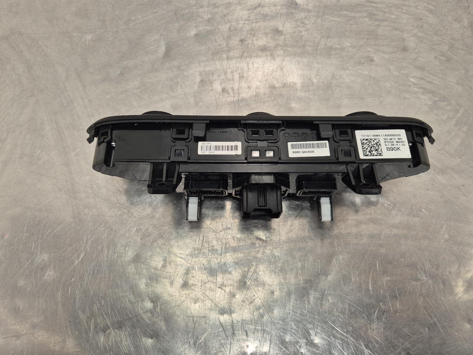 View Auto part Heater/Ac Controls Kia Cerato 2020