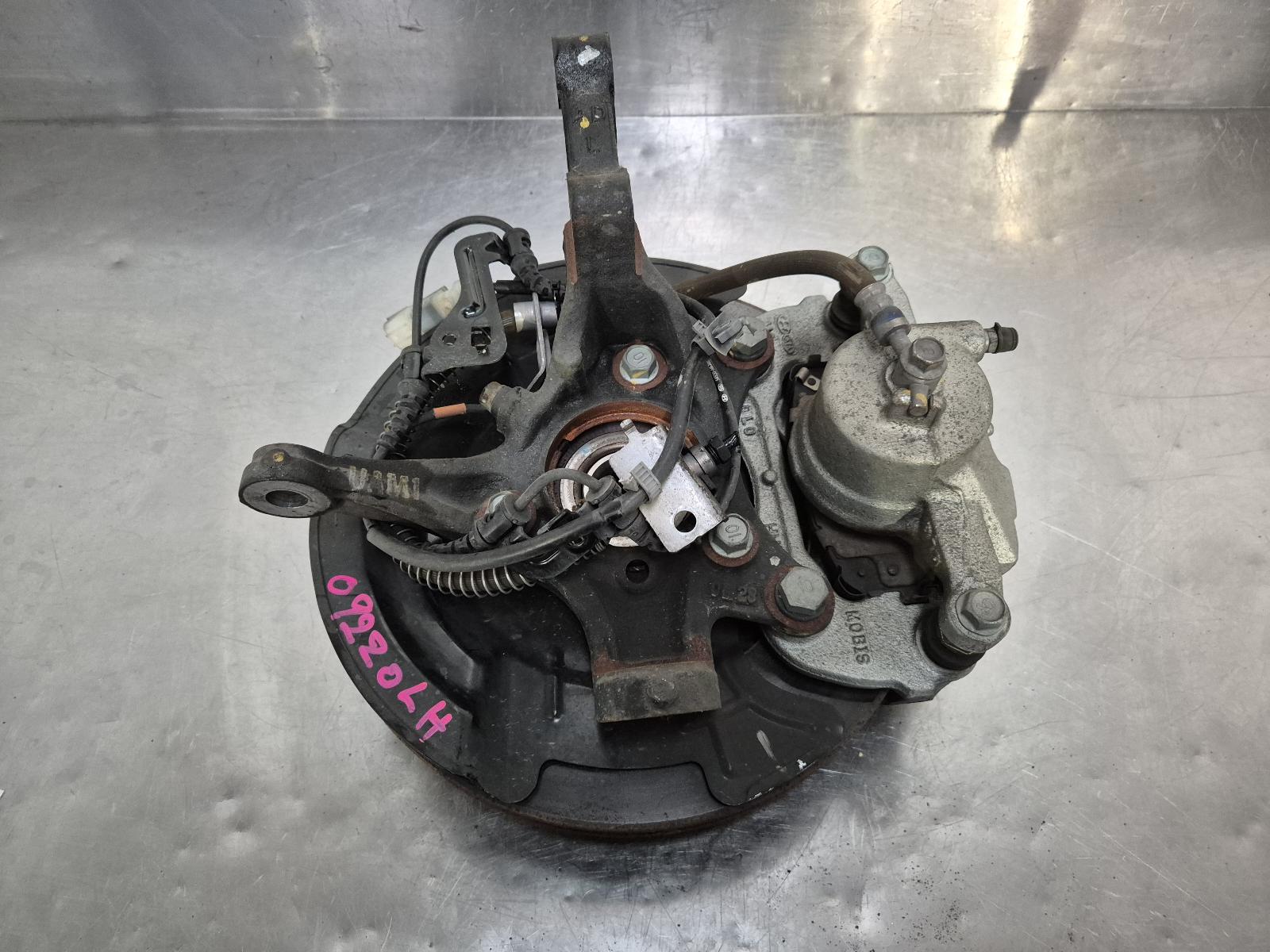 View Auto part Left Front Hub Assembly Kia Cerato 2020