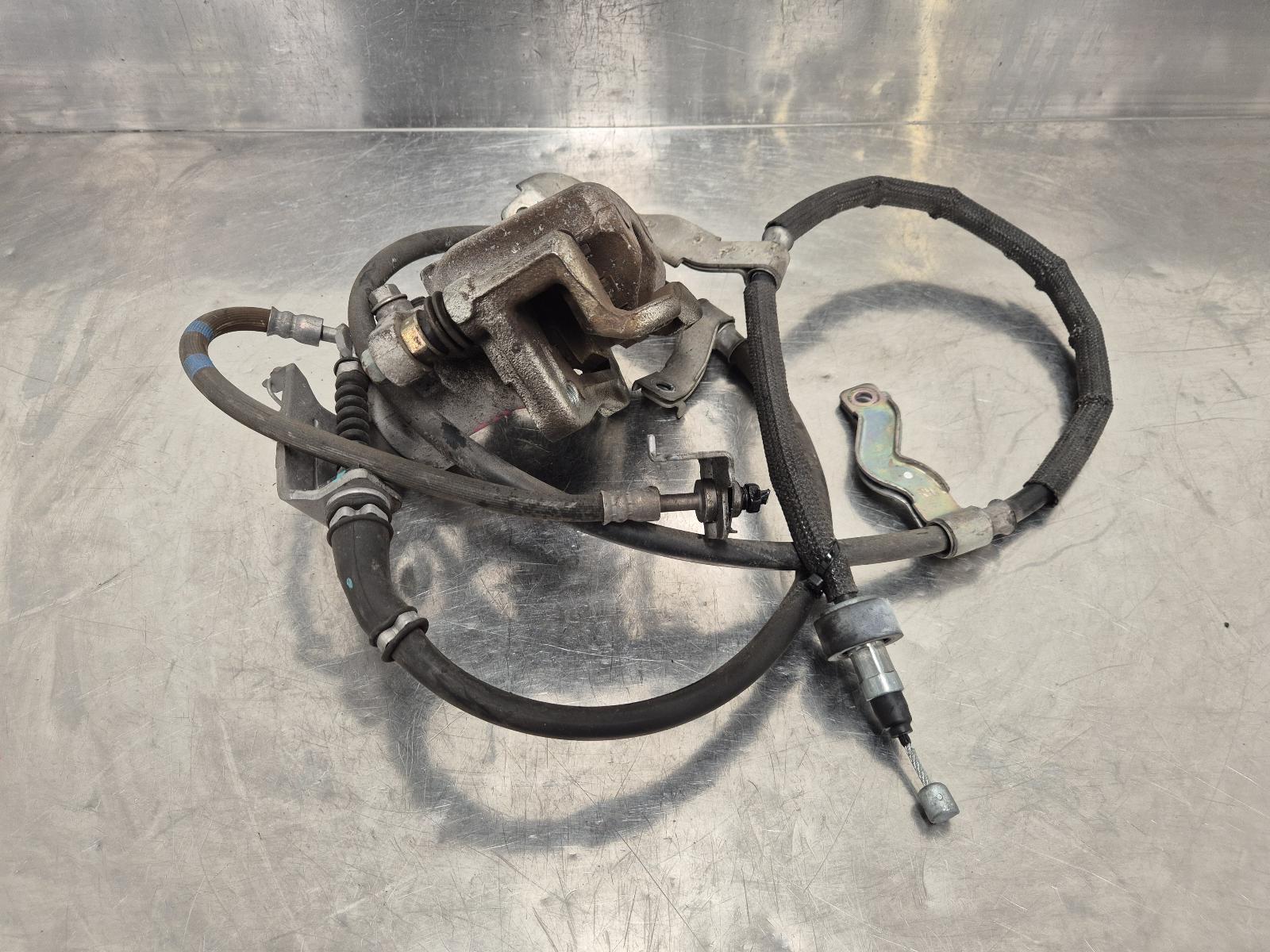 View Auto part Caliper Kia Cerato 2020