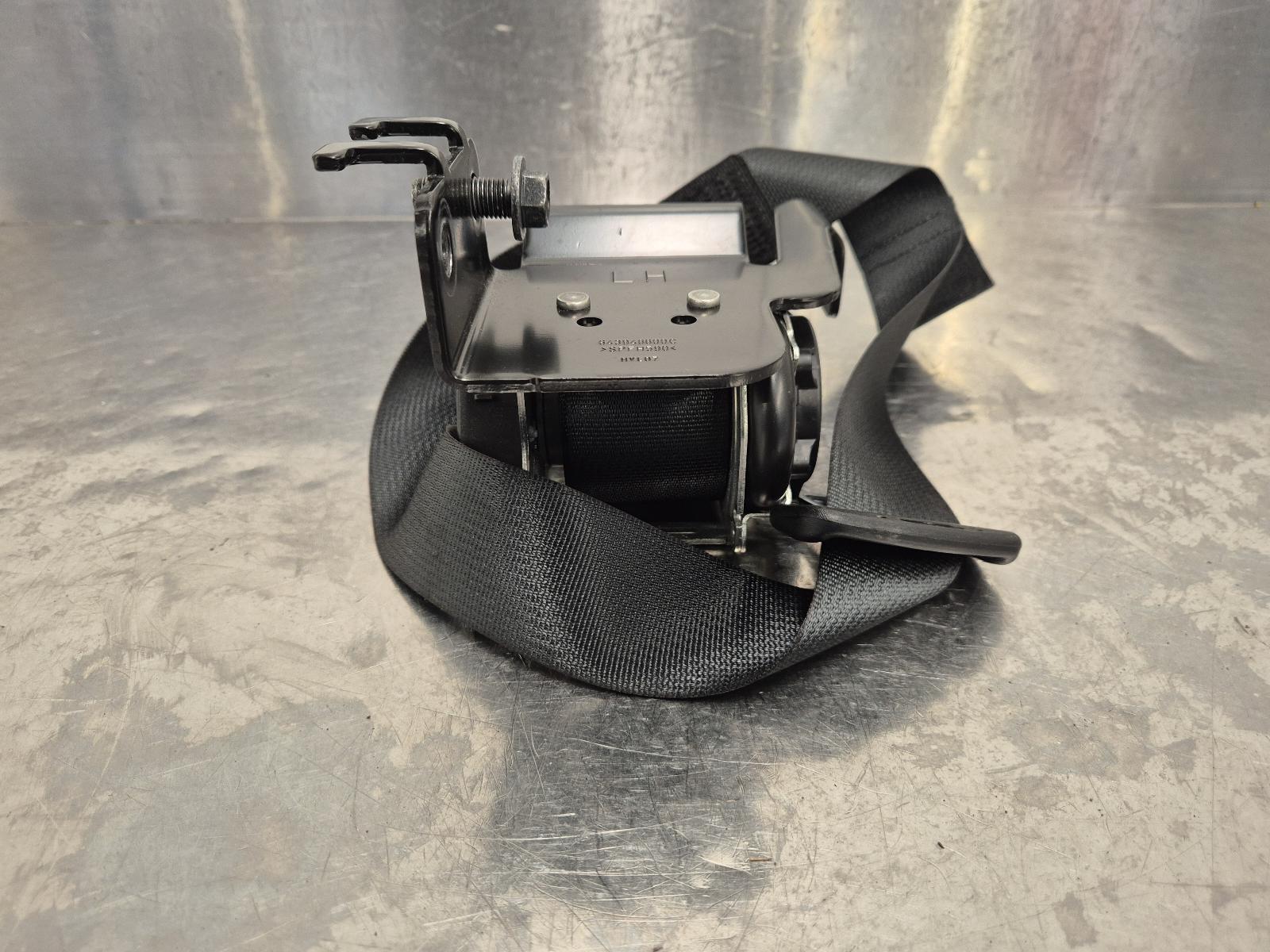 View Auto part Seatbelt/Stalk Kia Cerato 2020