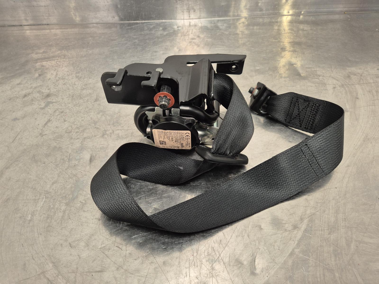 View Auto part Seatbelt/Stalk Kia Cerato 2020
