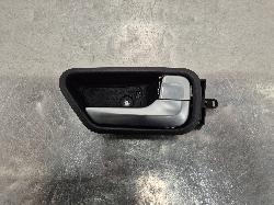 View Auto part Door Handle Mahindra Scorpio 2023