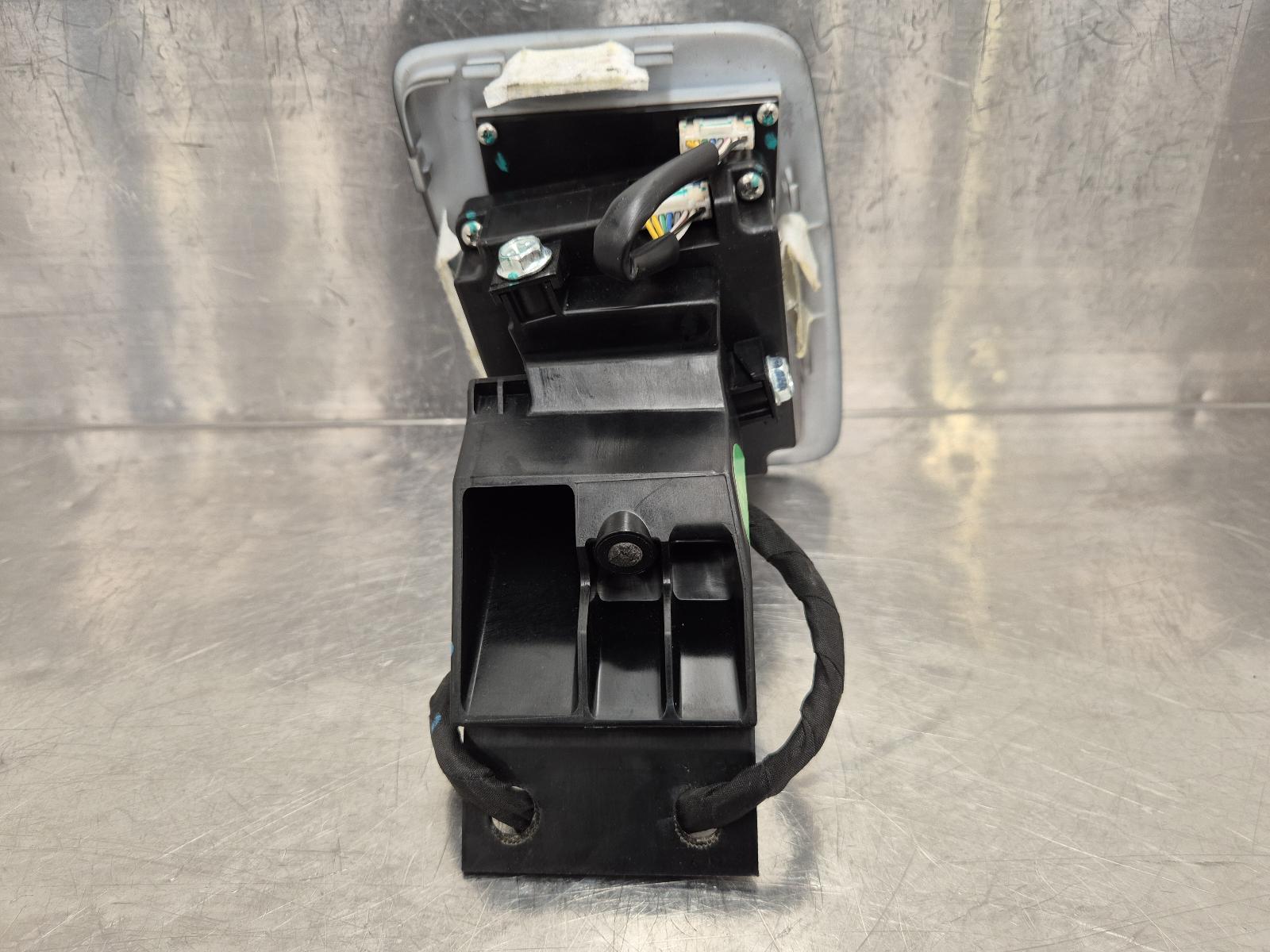 2022 Ldv G10 Gear Stick/Shifter View Auto part Gear Stick/Shifter Ldv G10 2022