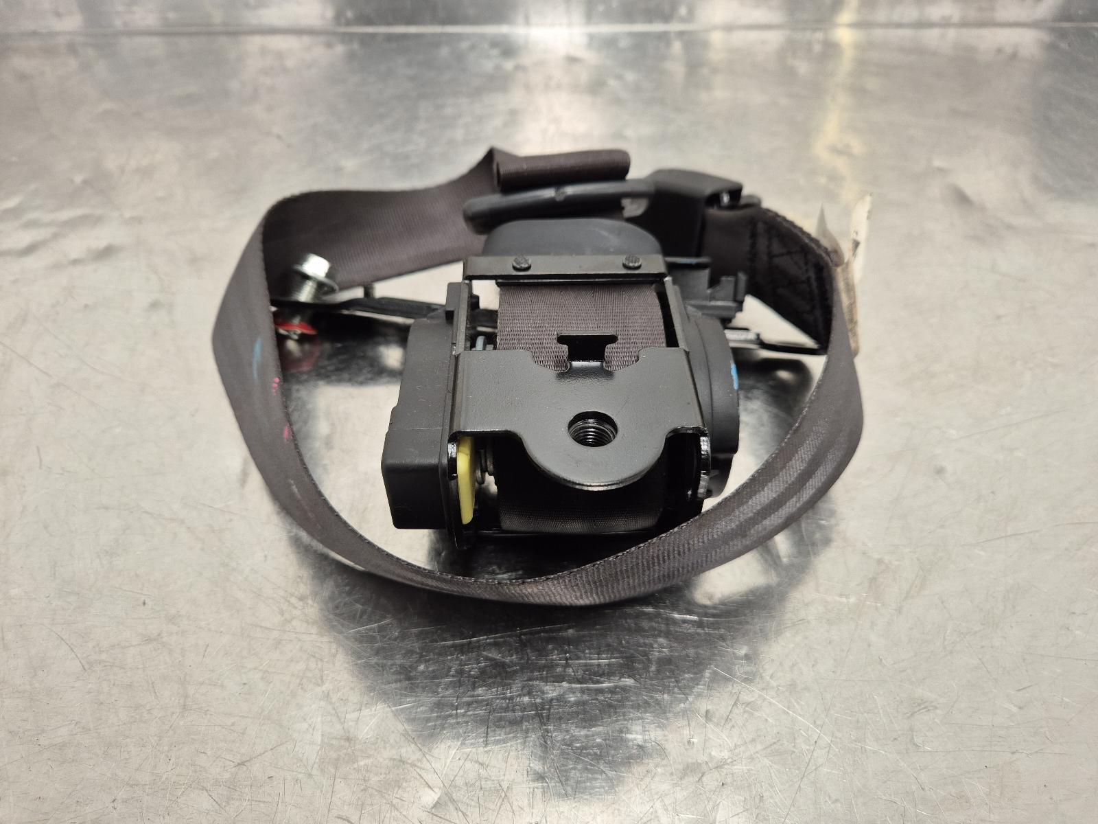 2022 Ldv G10 Seatbelt/Stalk View Auto part Seatbelt/Stalk Ldv G10 2022