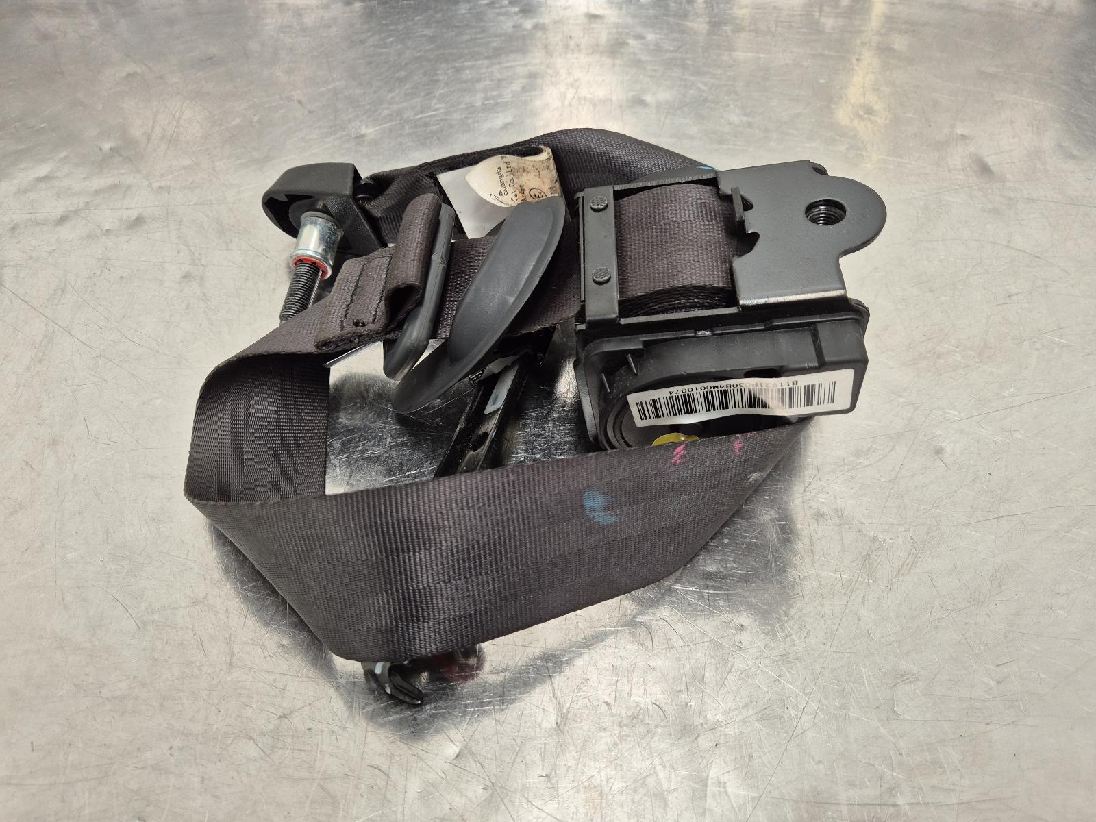 2022 Ldv G10 Seatbelt/Stalk View Auto part Seatbelt/Stalk Ldv G10 2022