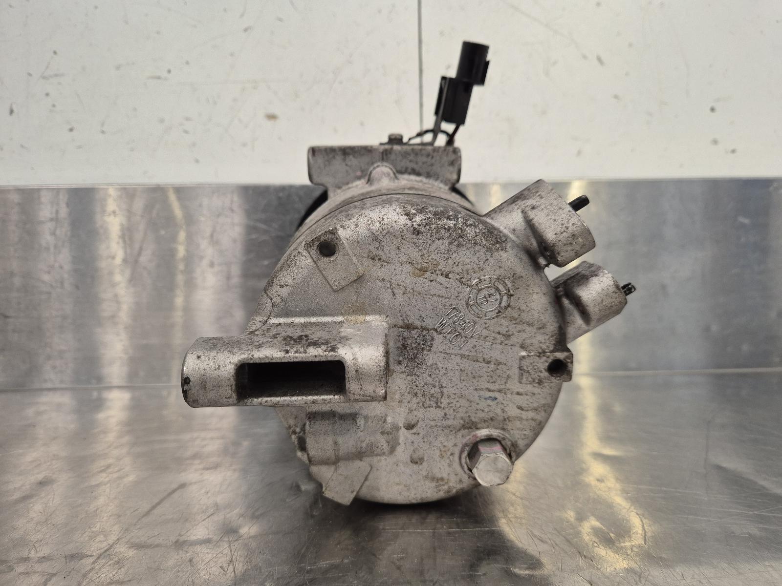 View Auto part A/C Compressor Ldv G10 2022