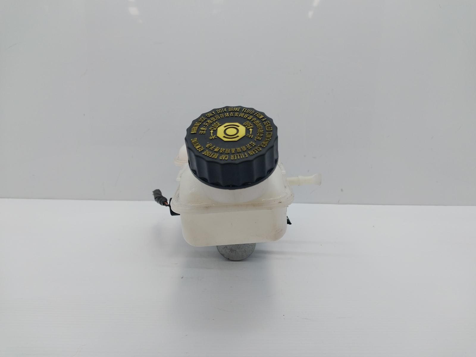 2022 Ldv G10 Master Cylinder View Auto part Master Cylinder Ldv G10 2022