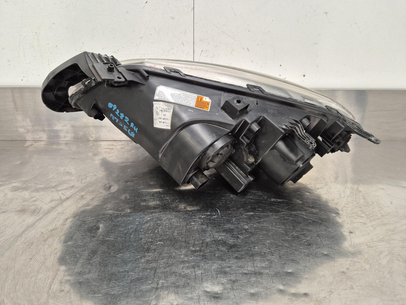 View Auto part Right Headlamp Suzuki Kizashi 2013