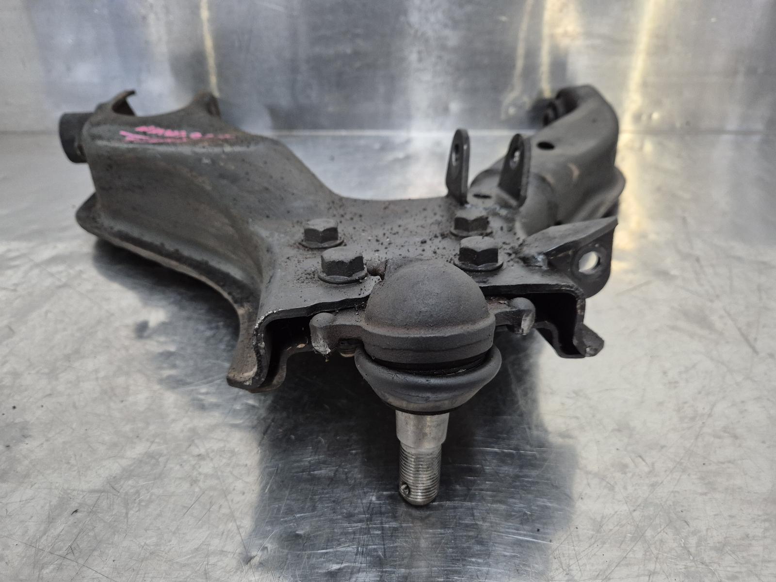 View Auto part Right Front Lower Control Arm Great Wall V200/v240 2012