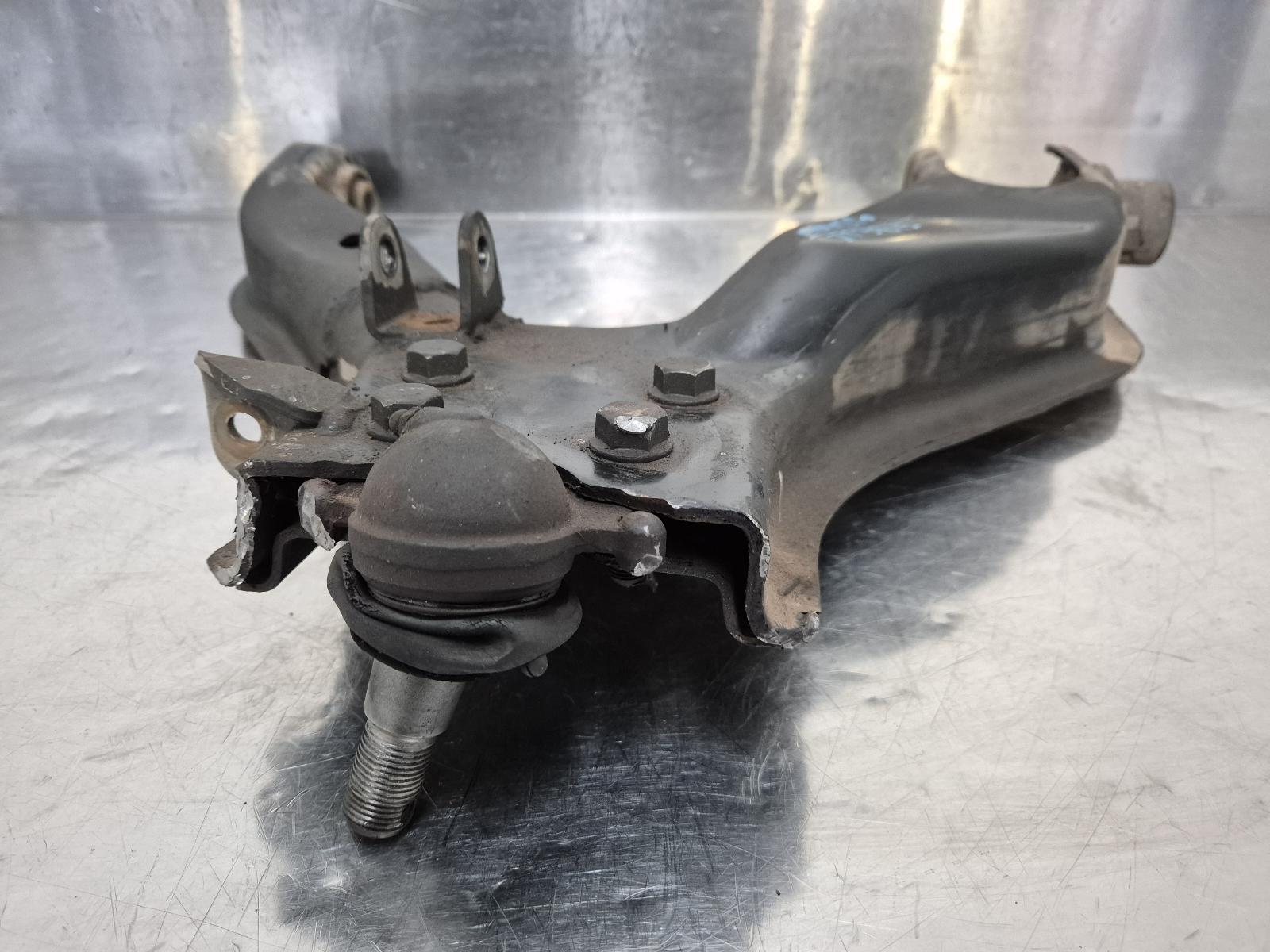 View Auto part Left Front Lower Control Arm Great Wall V200/v240 2012