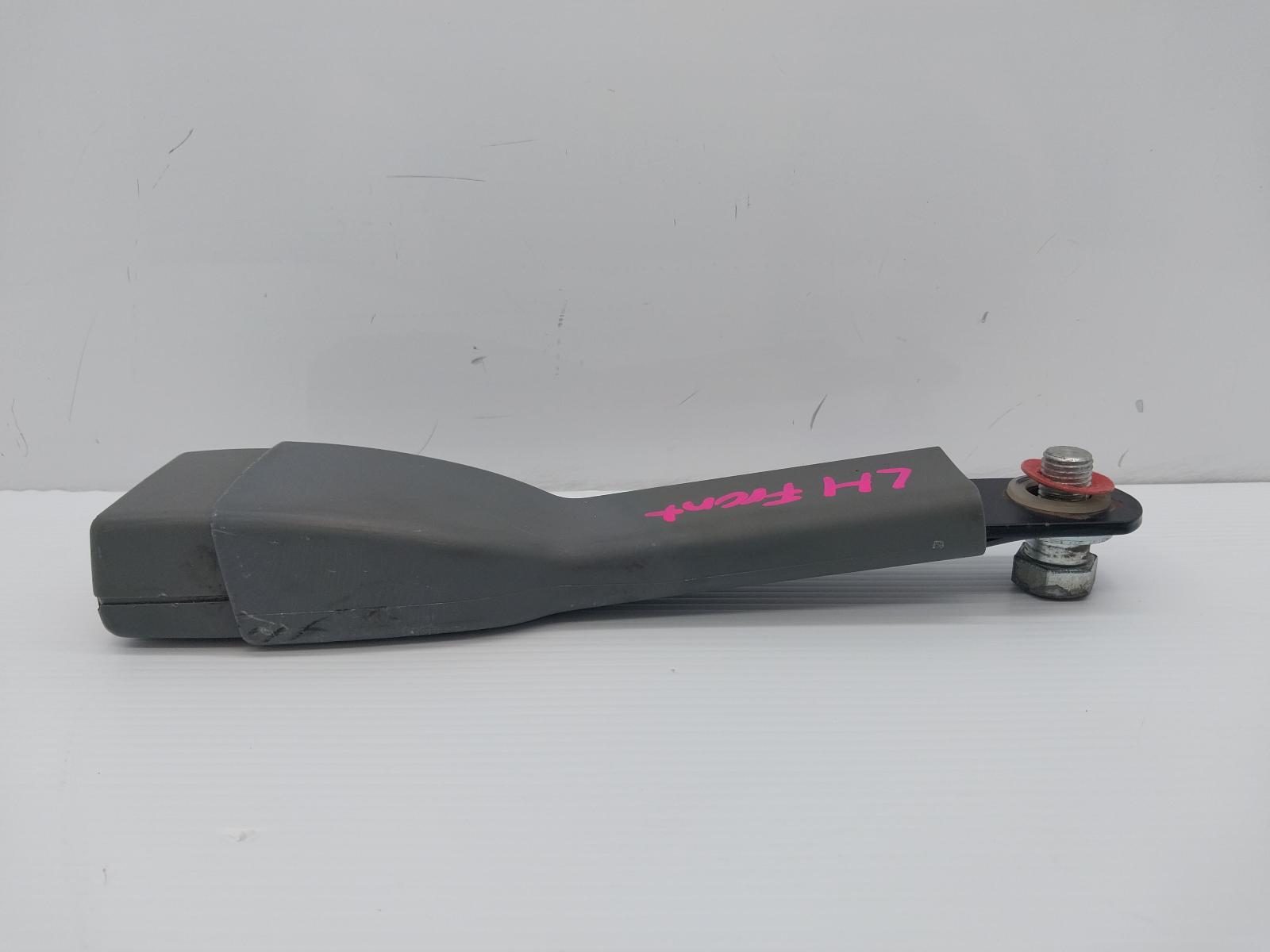 View Auto part Seatbelt/Stalk Great Wall V200/v240 2012