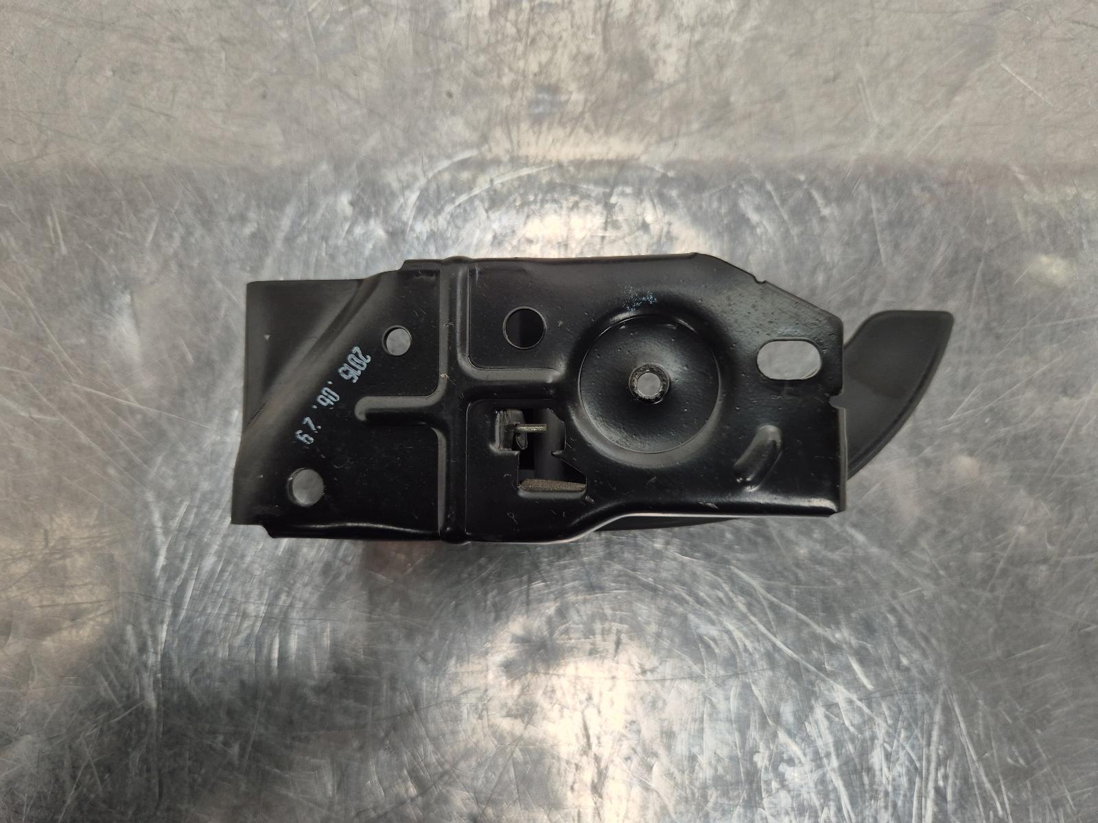 2014 Hyundai Iload/imax Door Handle View Auto part Door Handle Hyundai Iload/imax 2014