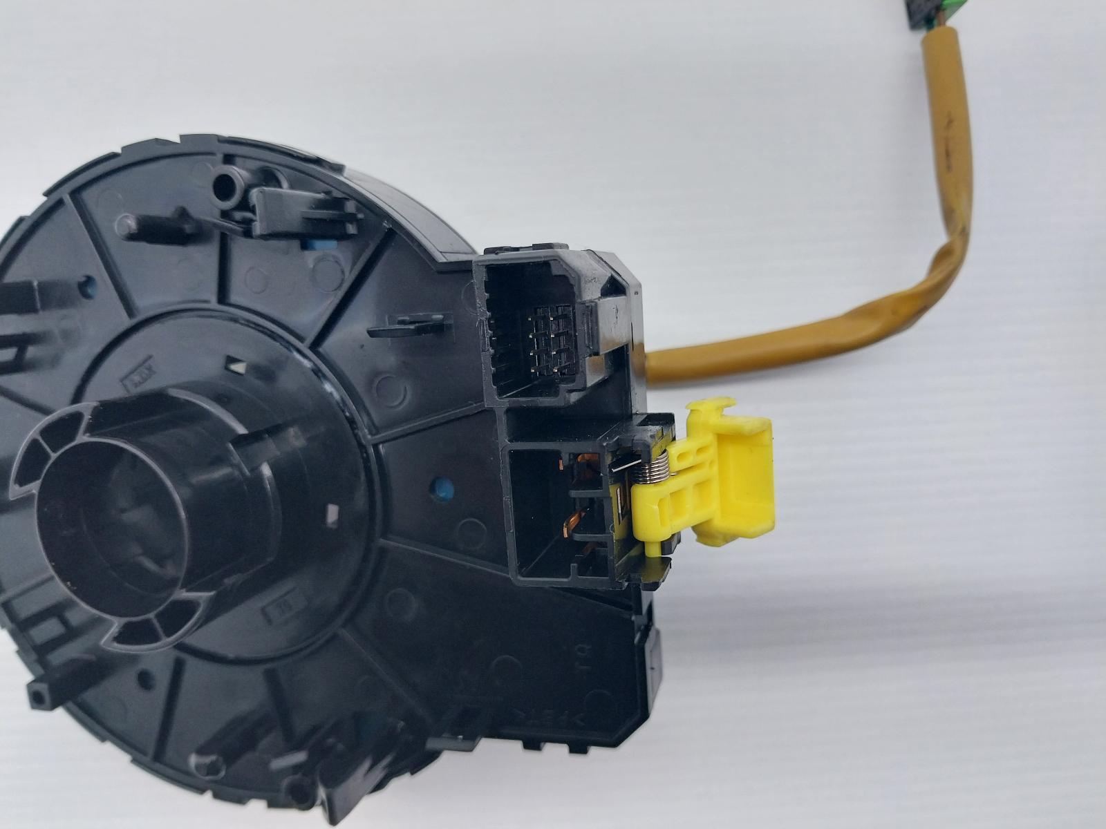 View Auto part Airbag Module/Sensor Hyundai Iload/imax 2014