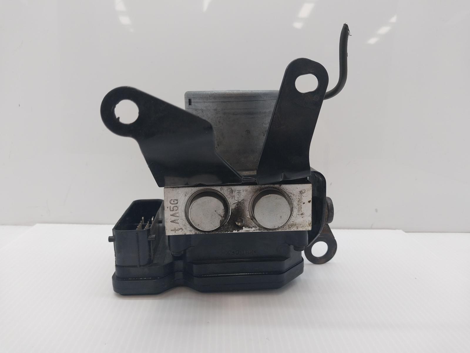 2014 Hyundai Iload/imax Abs Pump/Modulator View Auto part Abs Pump/Modulator Hyundai Iload/imax 2014