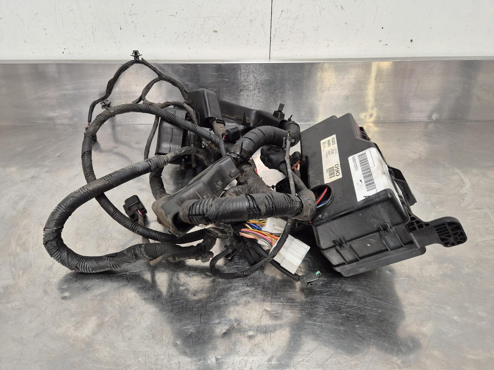 2014 Hyundai Iload/imax Fuse Box View Auto part Fuse Box Hyundai Iload/imax 2014