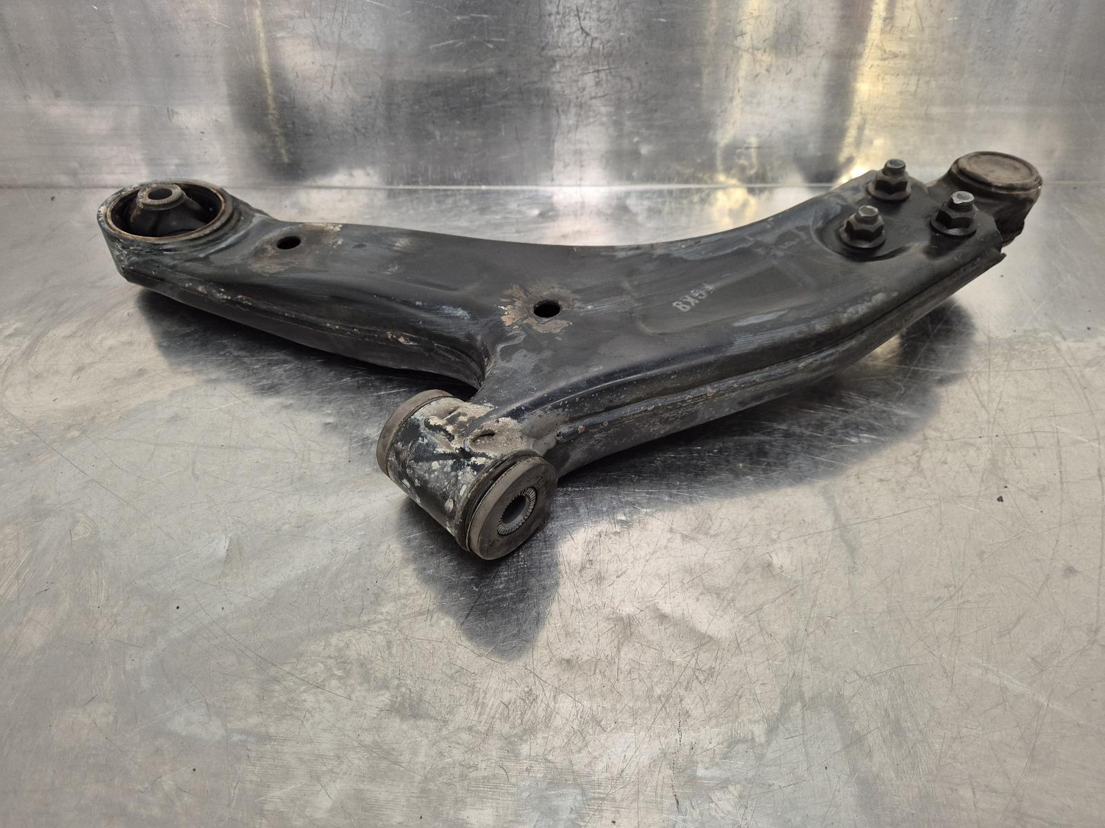 2014 Hyundai Iload/imax Right Front Lower Control Arm View Auto part Right Front Lower Control Arm Hyundai Iload/imax 2014