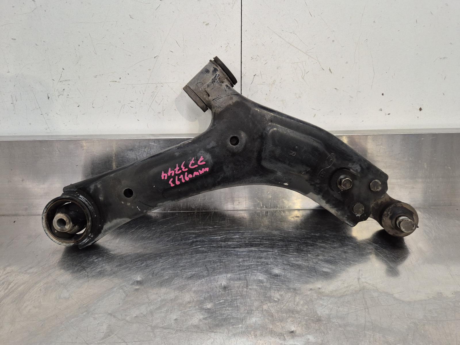 2014 Hyundai Iload/imax Right Front Lower Control Arm View Auto part Right Front Lower Control Arm Hyundai Iload/imax 2014