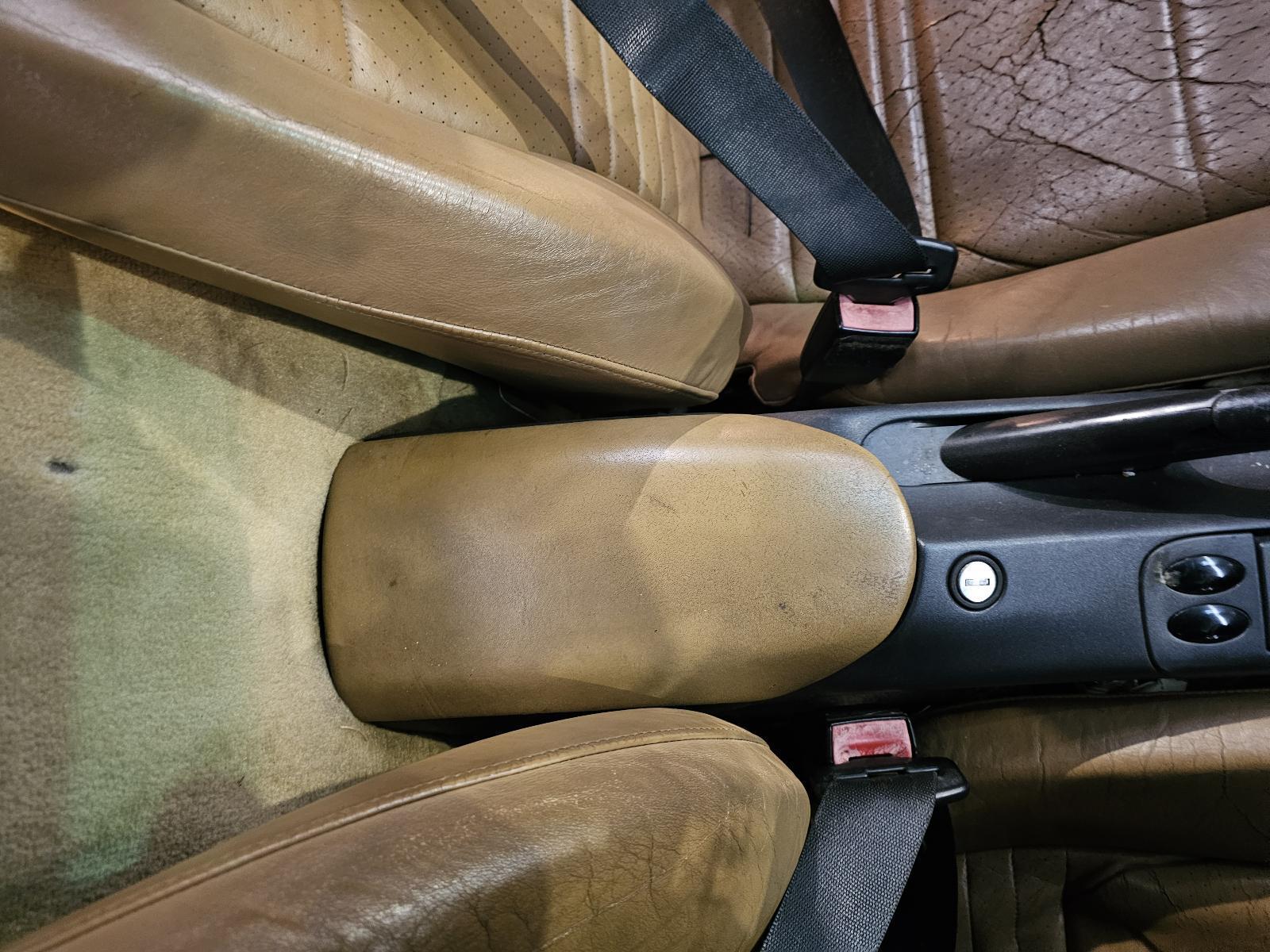 View Auto part Console Porsche Boxster 1998