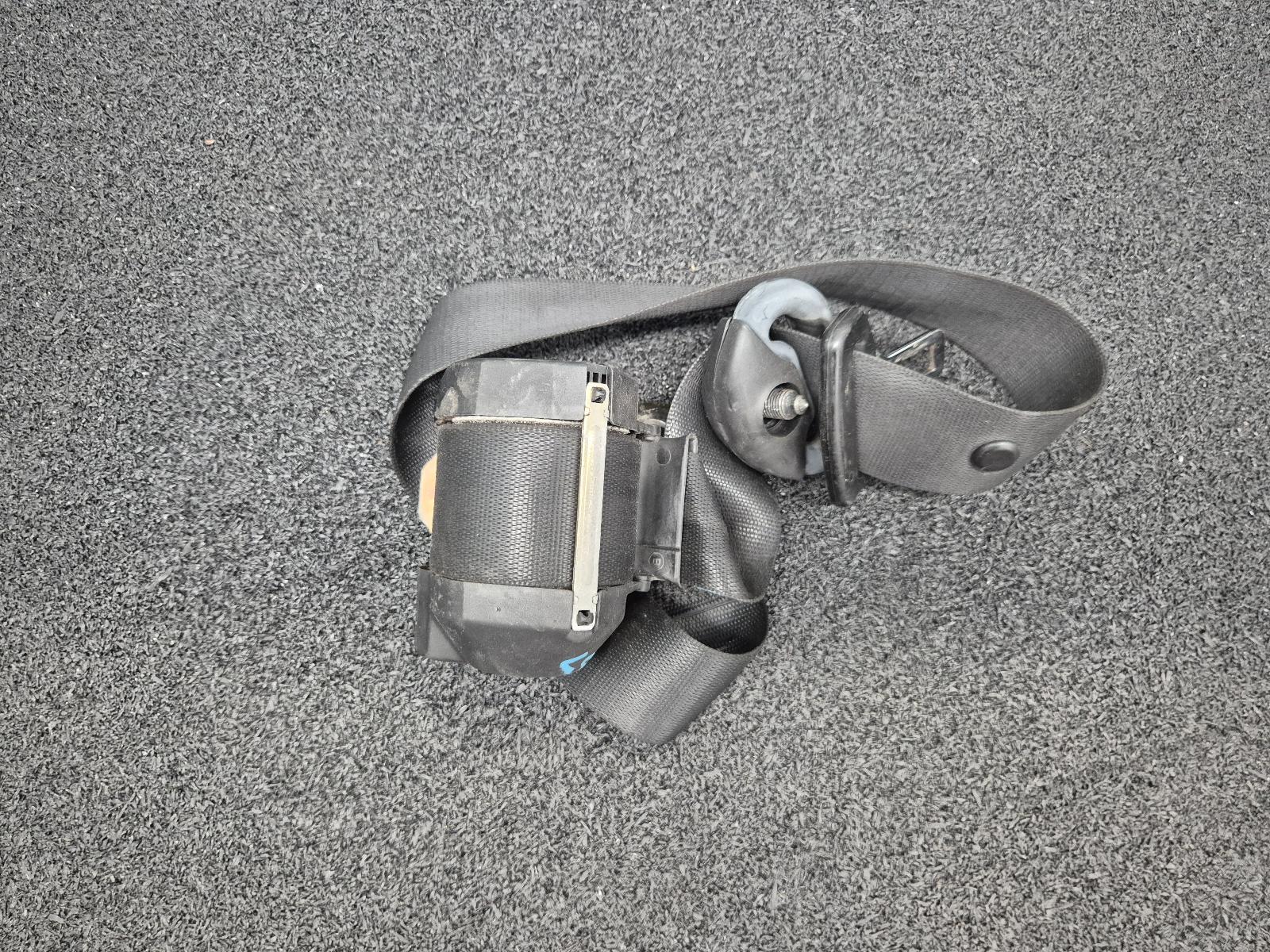 View Auto part Seatbelt/Stalk Porsche Boxster 1998