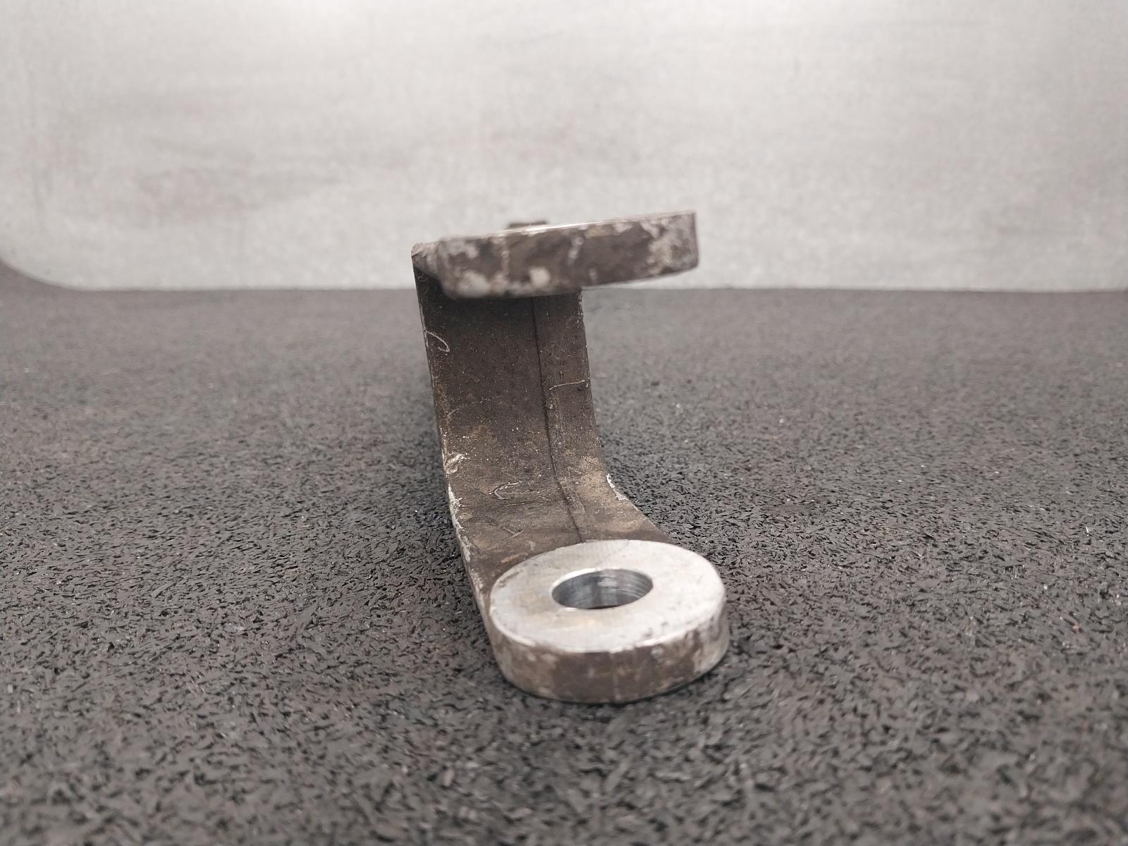 View Auto part Right Rear Trailing Arm Porsche Boxster 1998