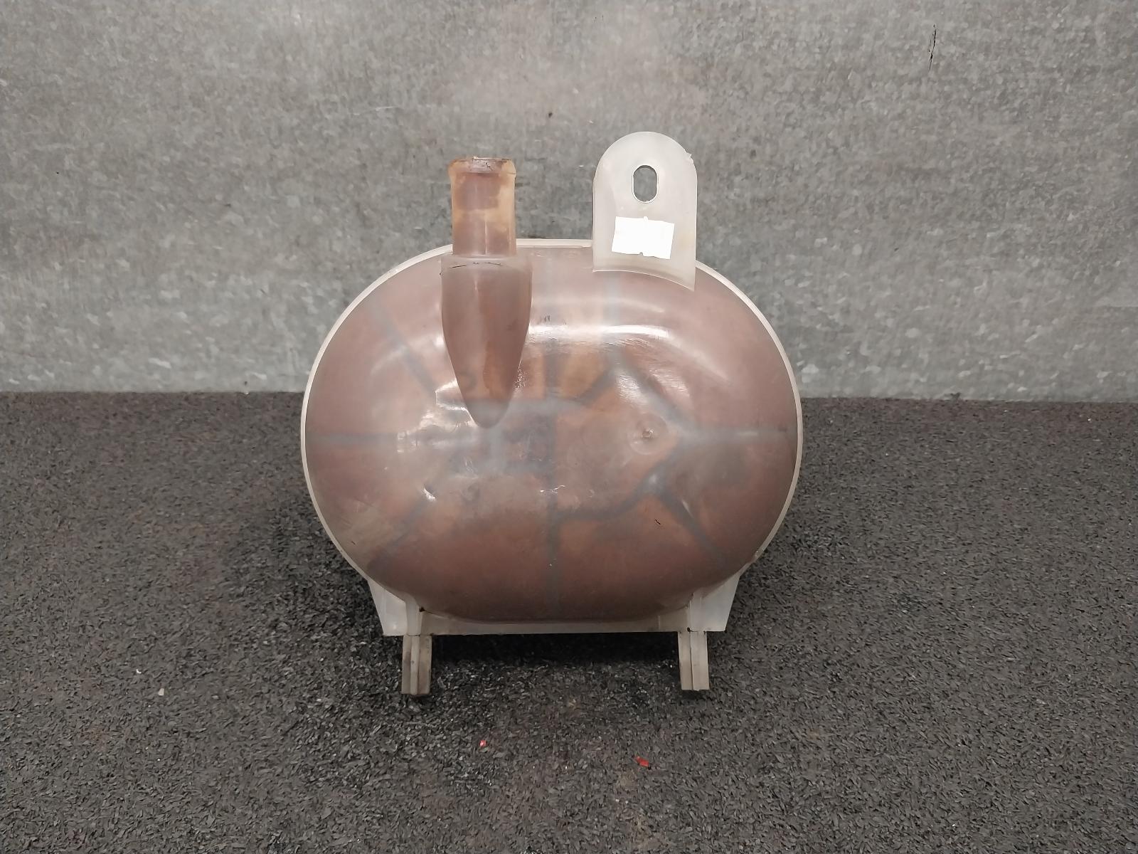 View Auto part Overflow Bottle Fiat 500 2015