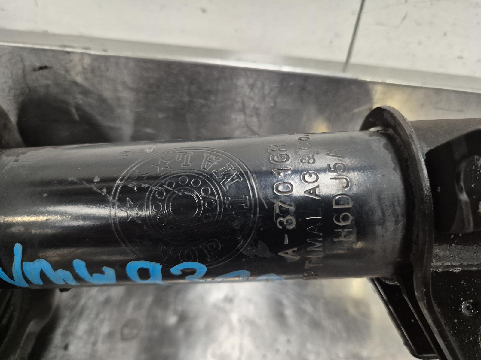 View Auto part Right Front Strut Fiat 500 2015