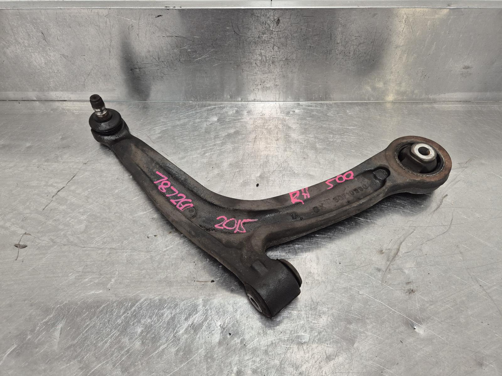 View Auto part Right Front Lower Control Arm Fiat 500 2015