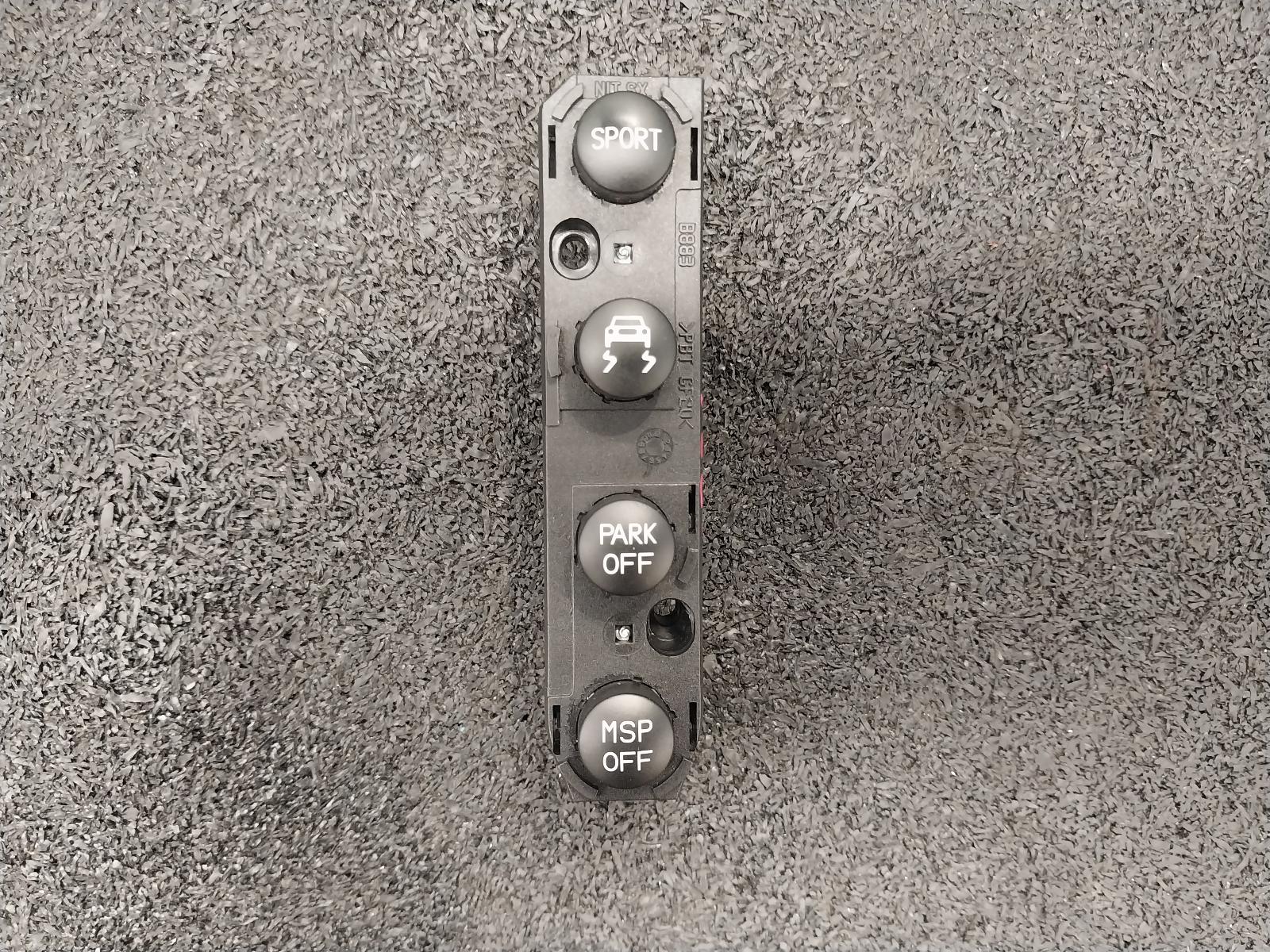 2008 Maserati Granturismo Misc Switch/Relay View Auto part Misc Switch/Relay Maserati Granturismo 2008