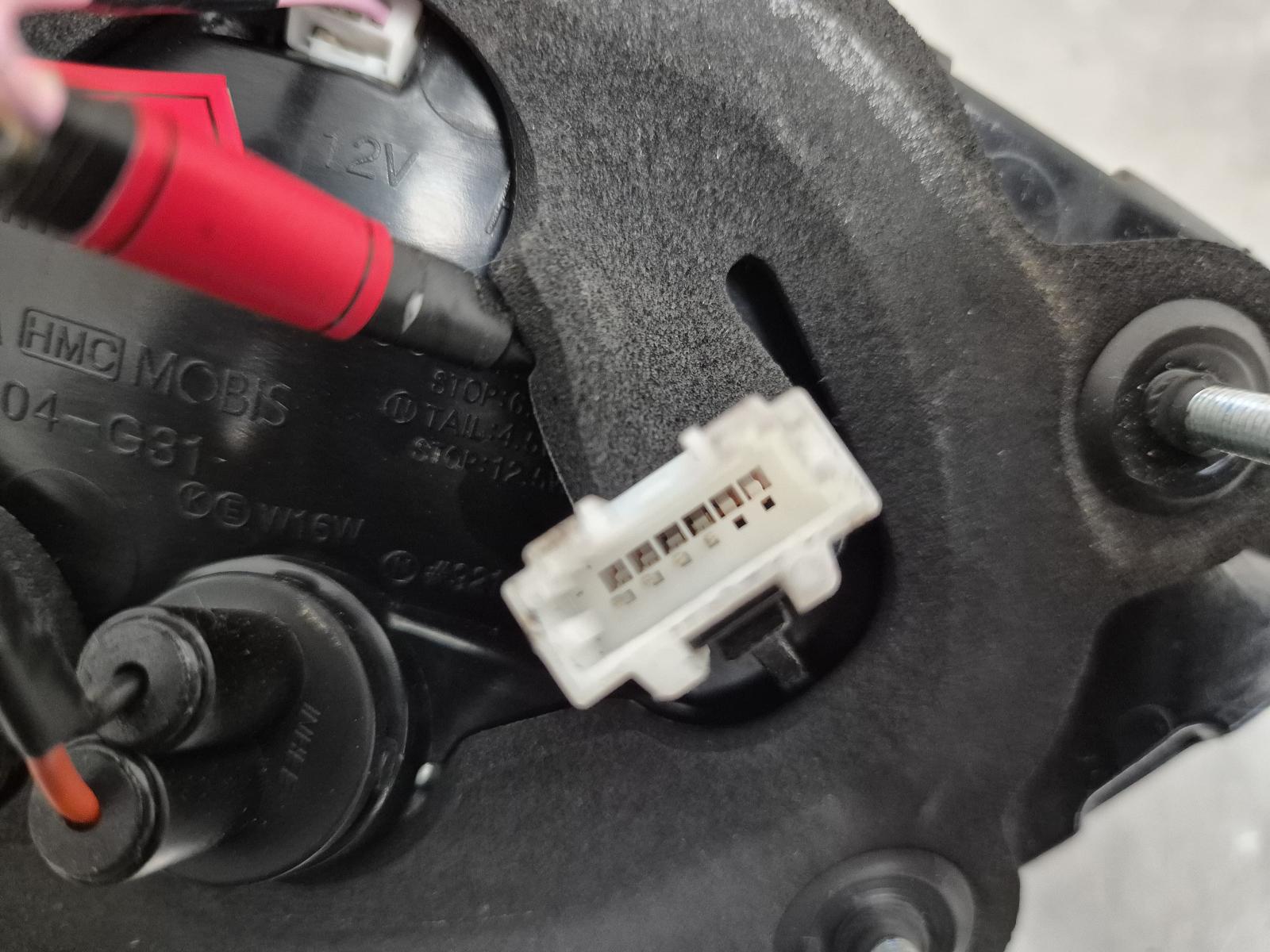 View Auto part Rear Garnish Hyundai I30 2019