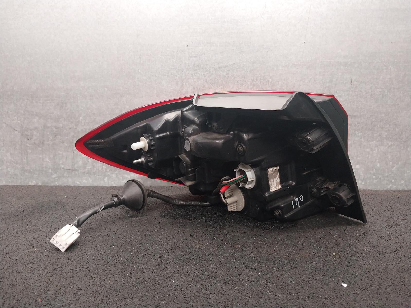View Auto part Right Taillight Hyundai I30 2019