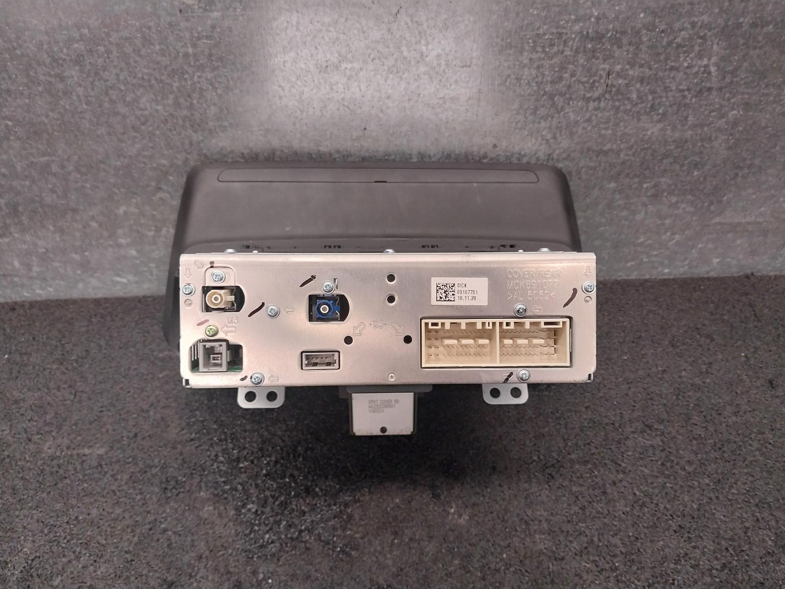 View Auto part Radio/Cd/Dvd/Sat/Tv Hyundai I30 2019