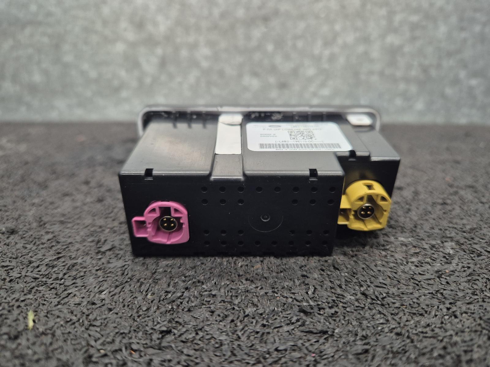 2018 Jaguar E Pace Misc Switch/Relay View Auto part Misc Switch/Relay Jaguar E Pace 2018