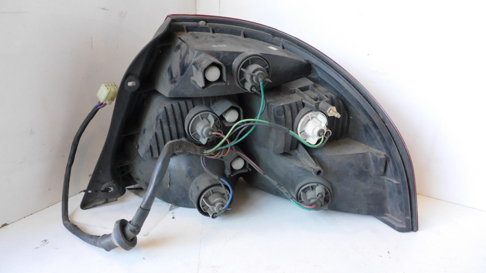 1998 Kia Credos Left Taillight View Auto part Left Taillight Kia Credos 1998