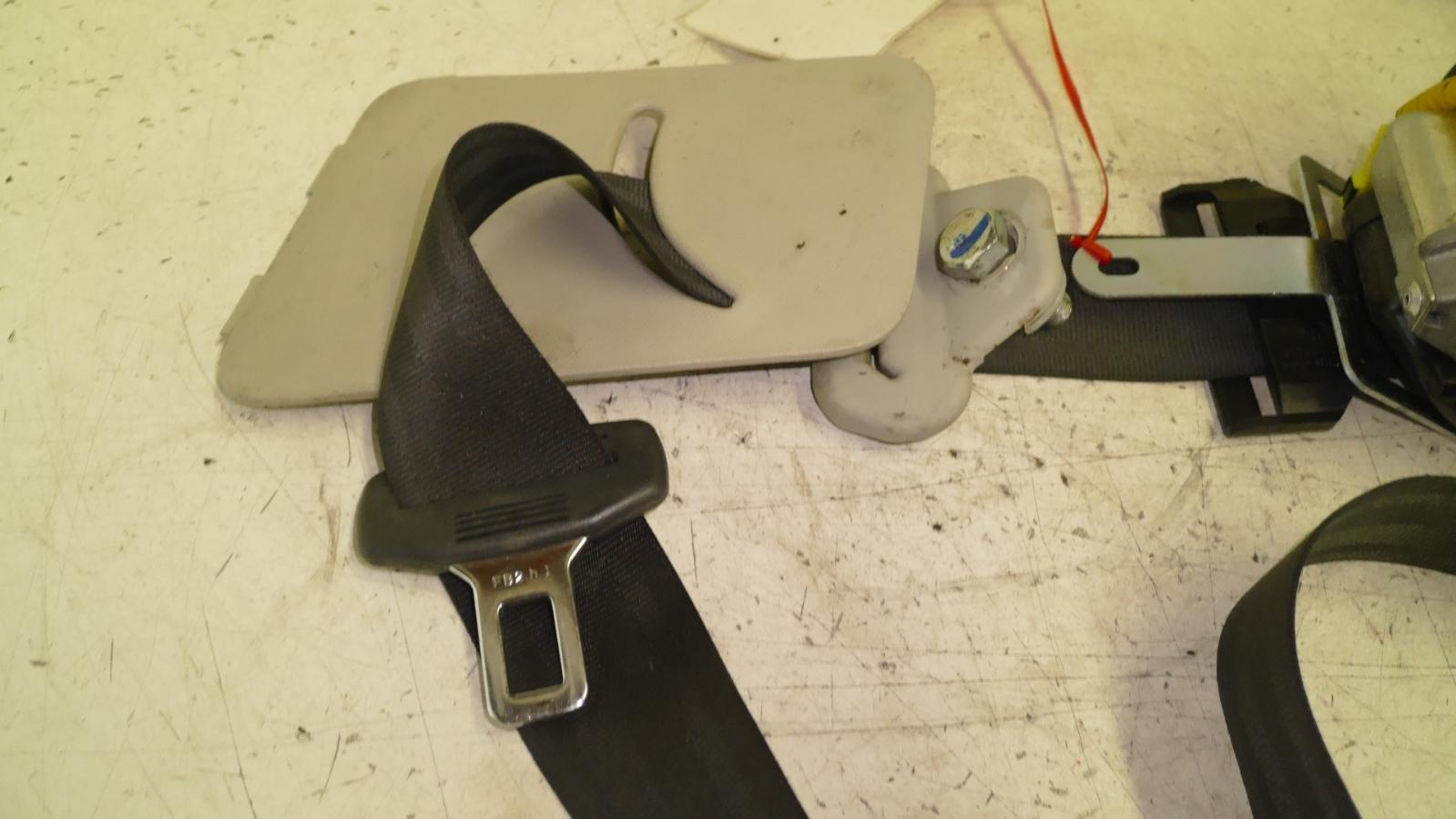 2013 Proton Preve Seatbelt/Stalk View Auto part Seatbelt/Stalk Proton Preve 2013