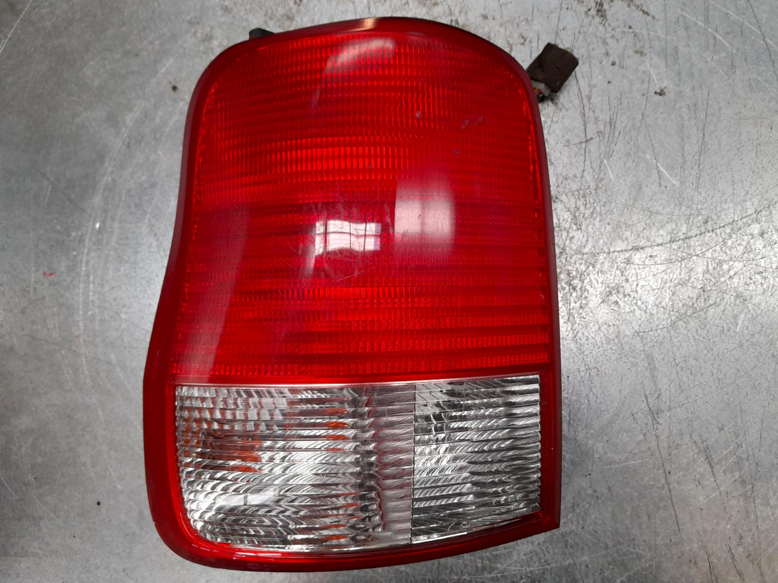 View Auto part Left Taillight Kia Carnival/grand Carnival 2003