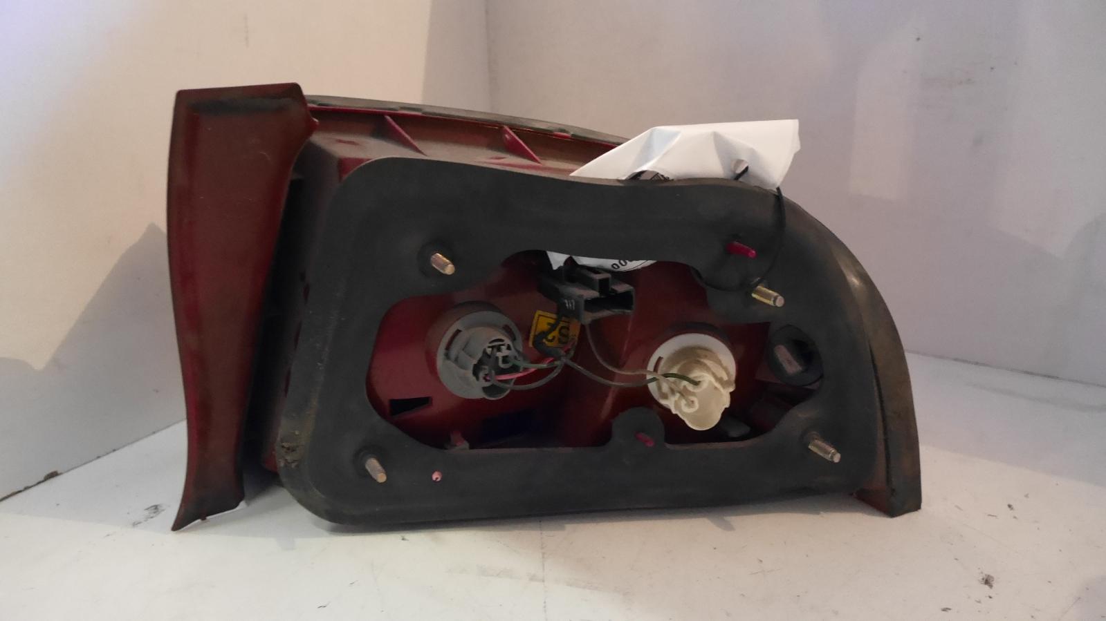 View Auto part Left Taillight Kia Optima 2001