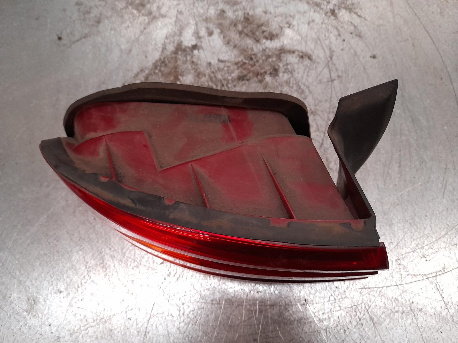 View Auto part Left Taillight Kia Optima 2001
