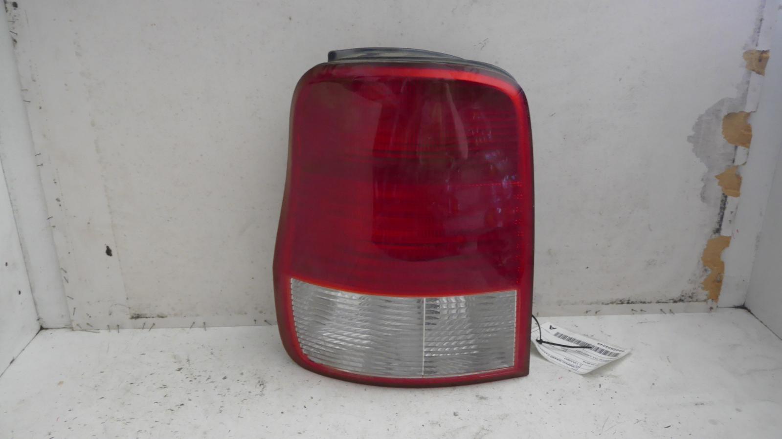 View Auto part Left Taillight Kia Carnival/grand Carnival 2003