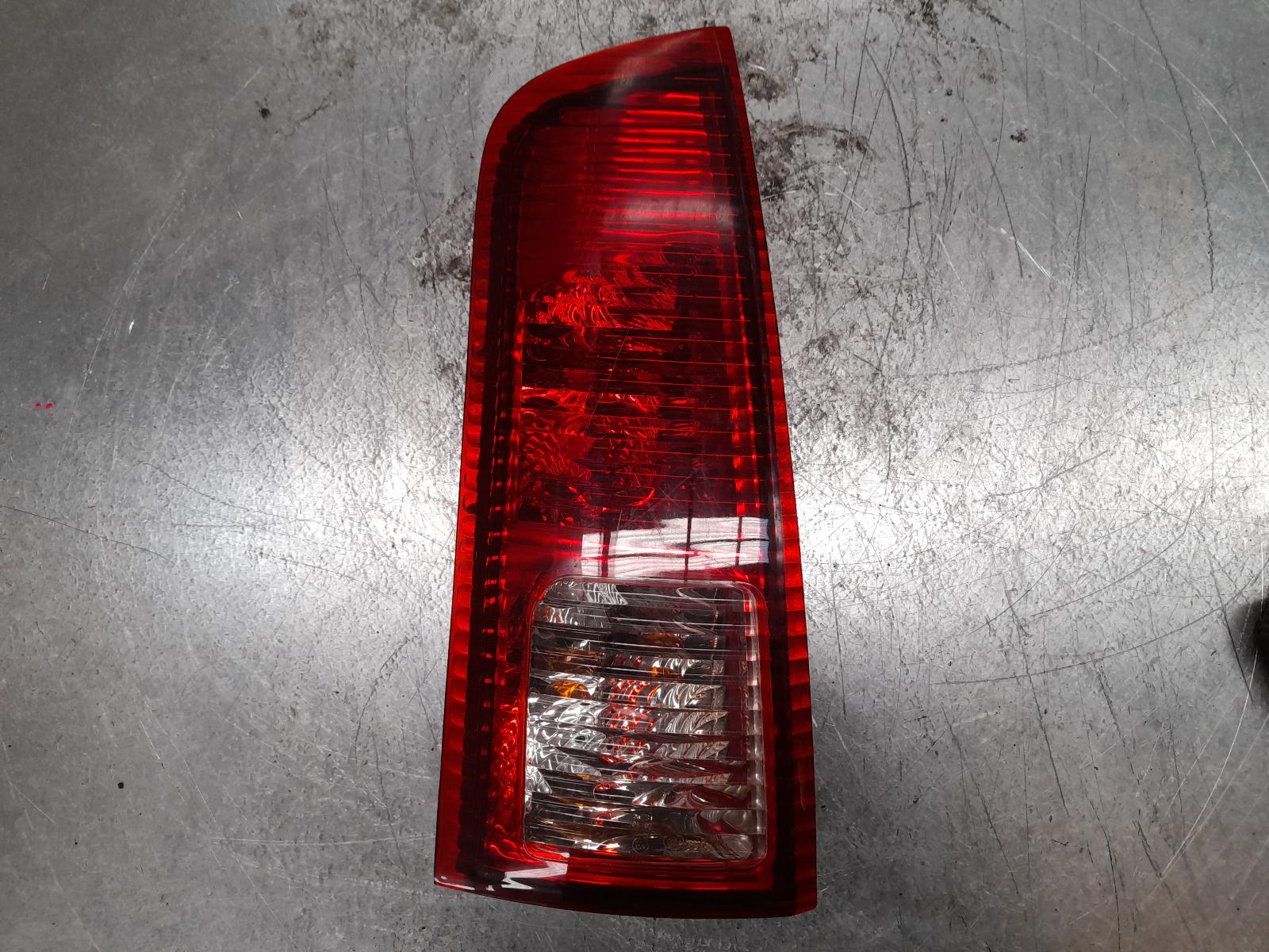 2010 Great Wall X200/x240 Left Taillight View Auto part Left Taillight Great Wall X200/x240 2010