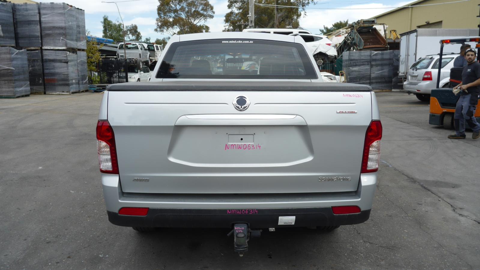 View Auto part Transfer Case Ssangyong Actyon 2014