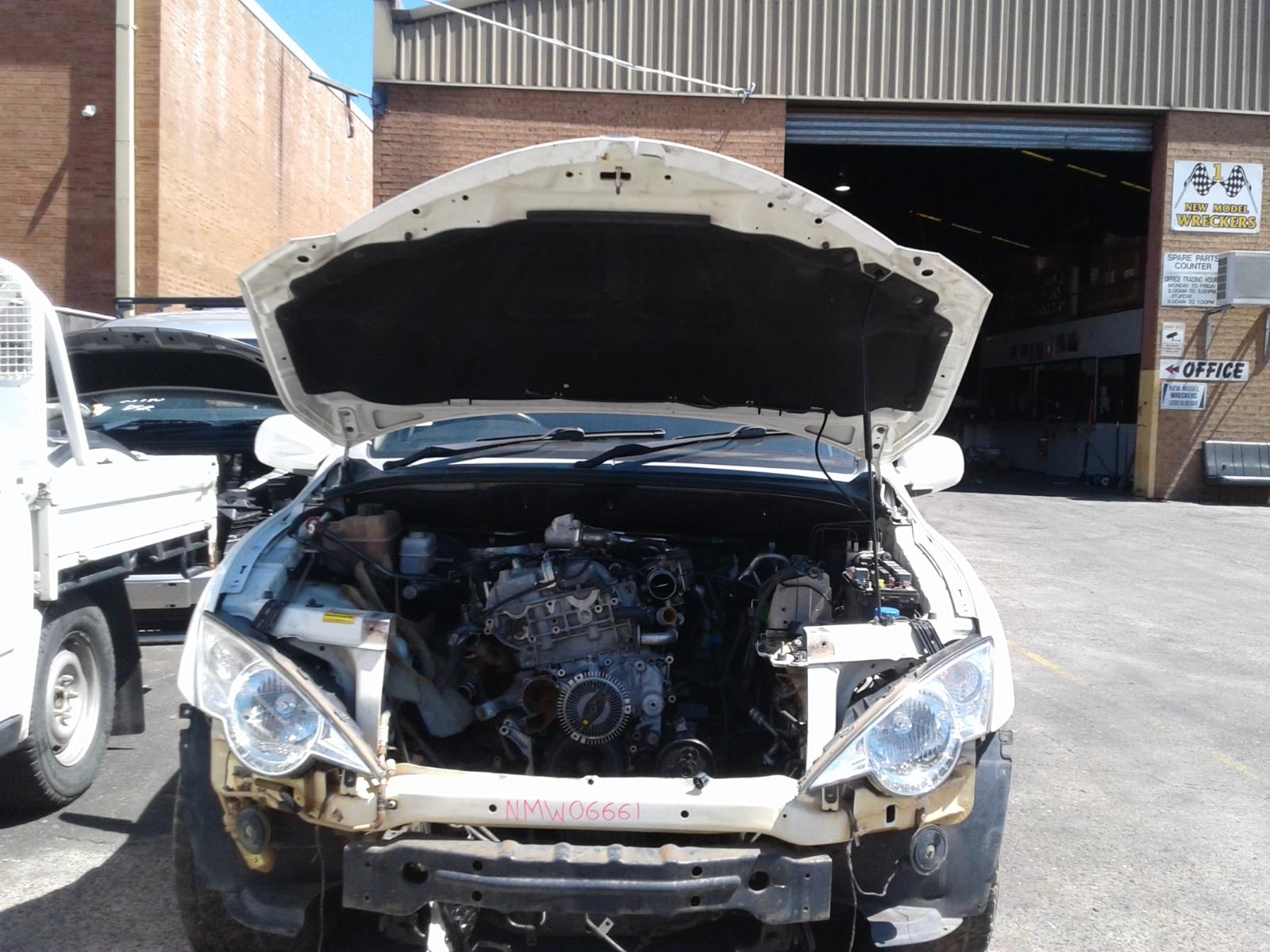 View Auto part Left Driveshaft Ssangyong Actyon 2009