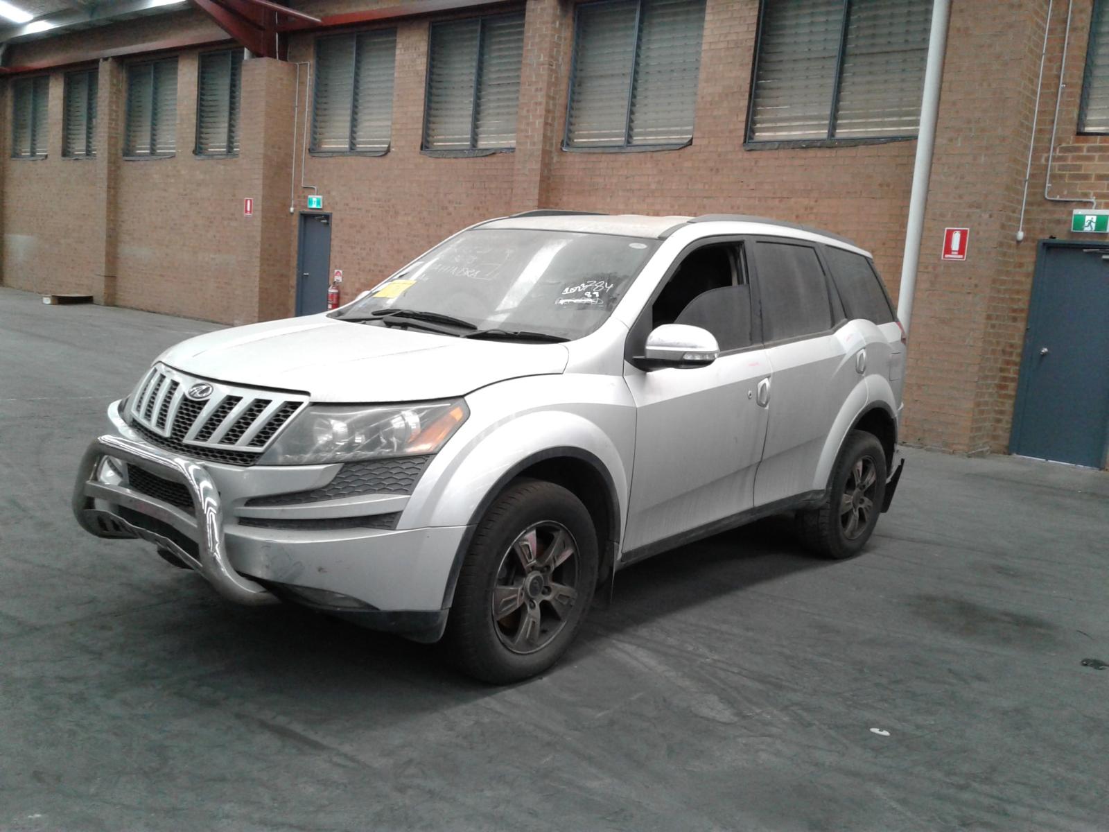 View Auto part Engine Mahindra Xuv500 2014