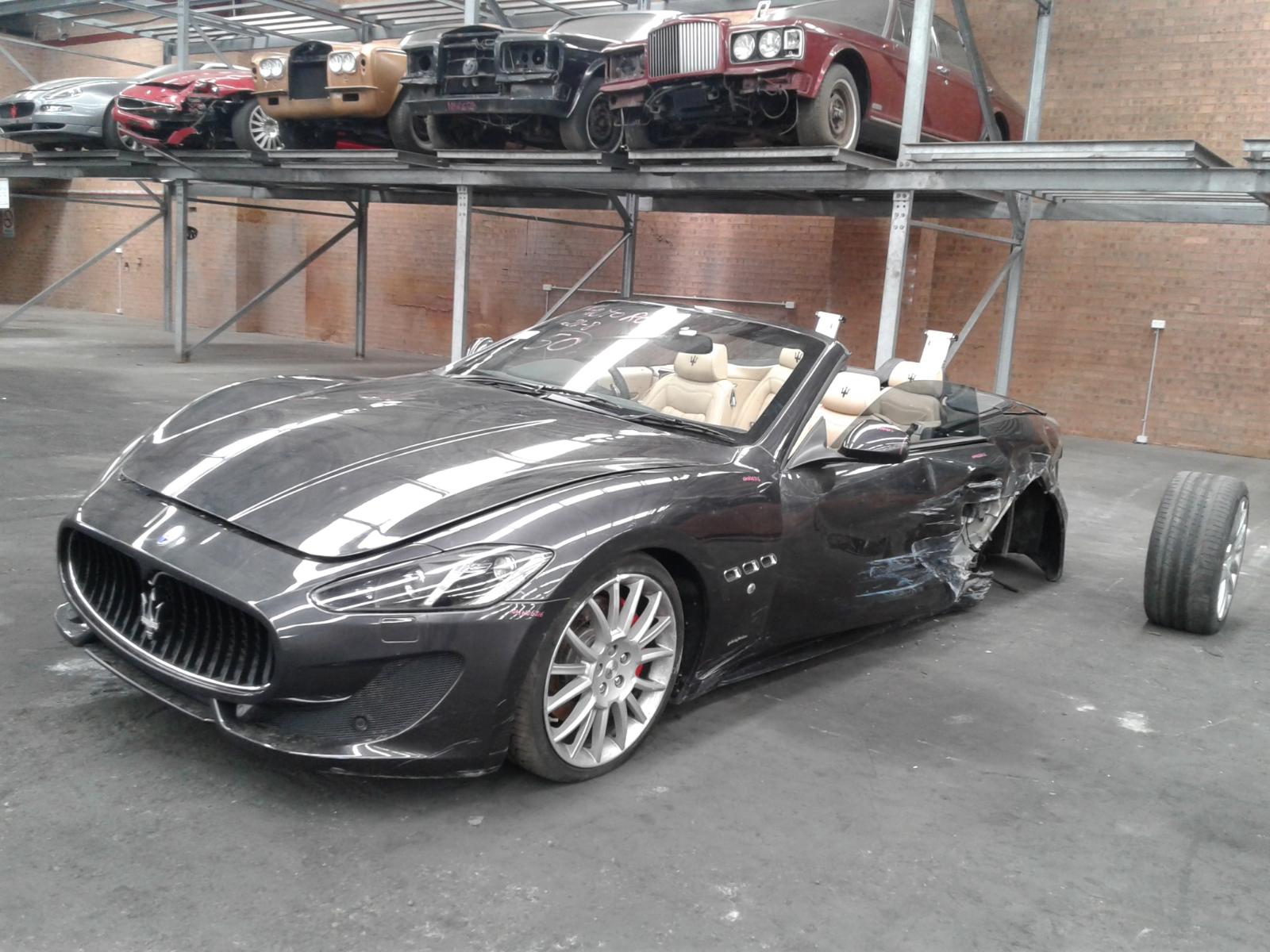 View Auto part Door Handle Maserati Granturismo 2013