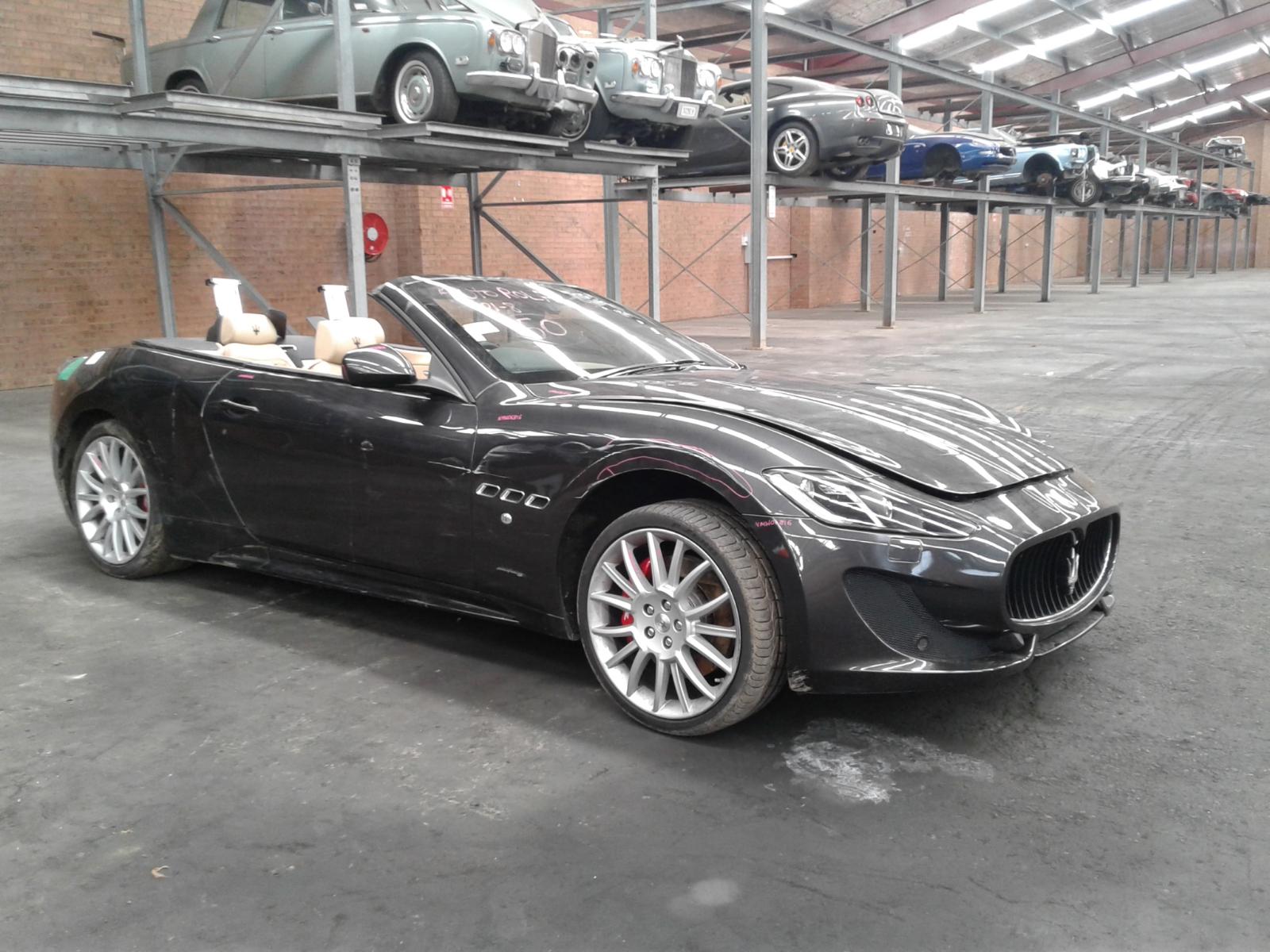 View Auto part Door Handle Maserati Granturismo 2013