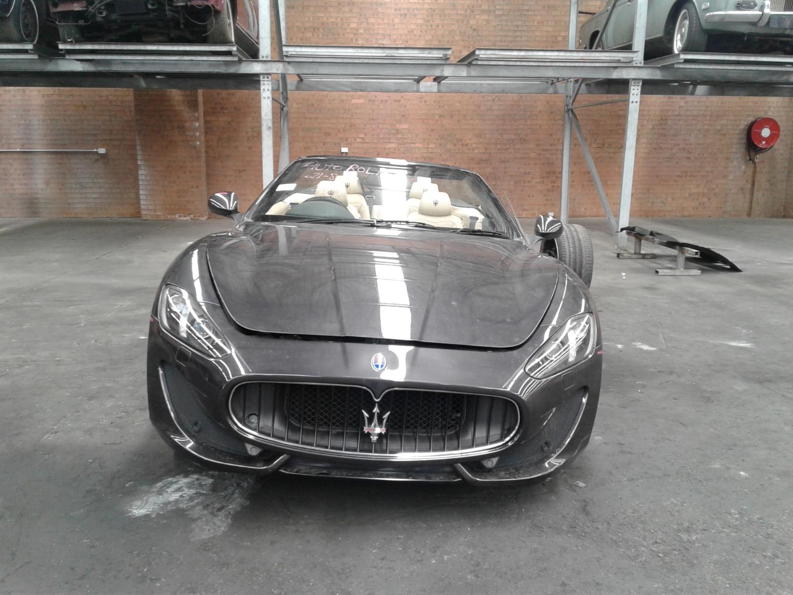 View Auto part Door Handle Maserati Granturismo 2013