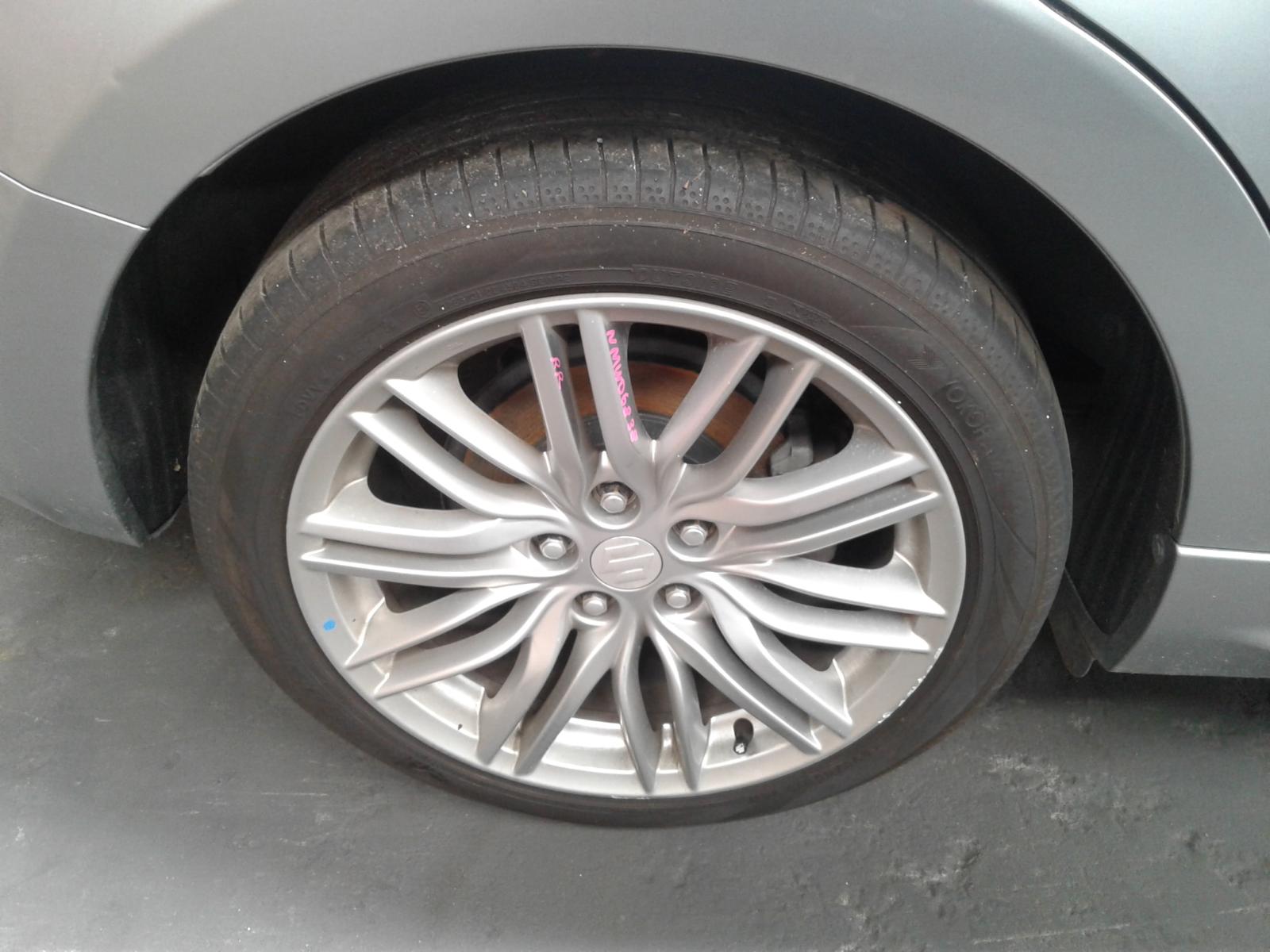 View Auto part Door Handle Suzuki Kizashi 2012