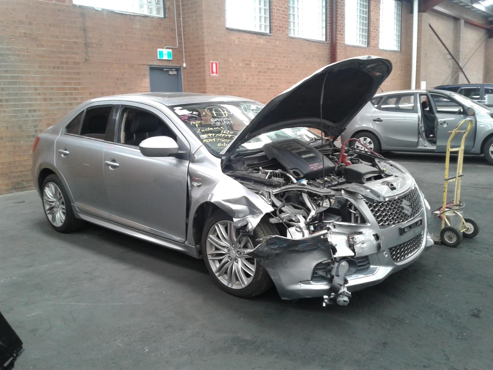 View Auto part Door Handle Suzuki Kizashi 2012