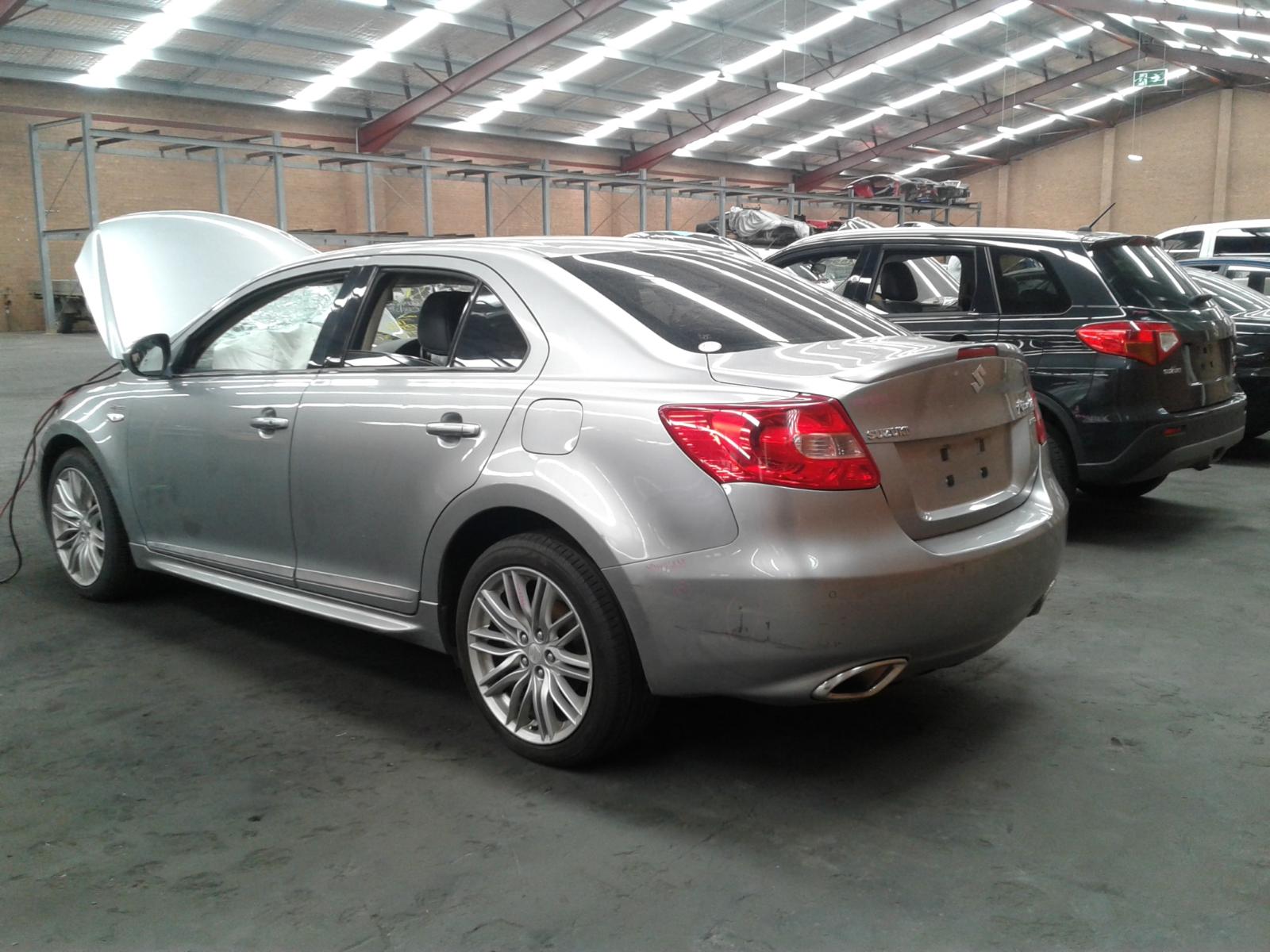 View Auto part Door Handle Suzuki Kizashi 2012
