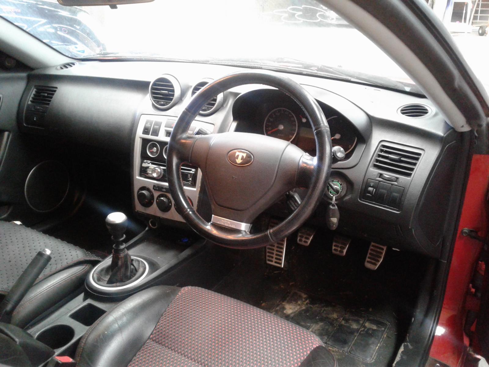 View Auto part A/C Condenser Hyundai Tiburon 2004